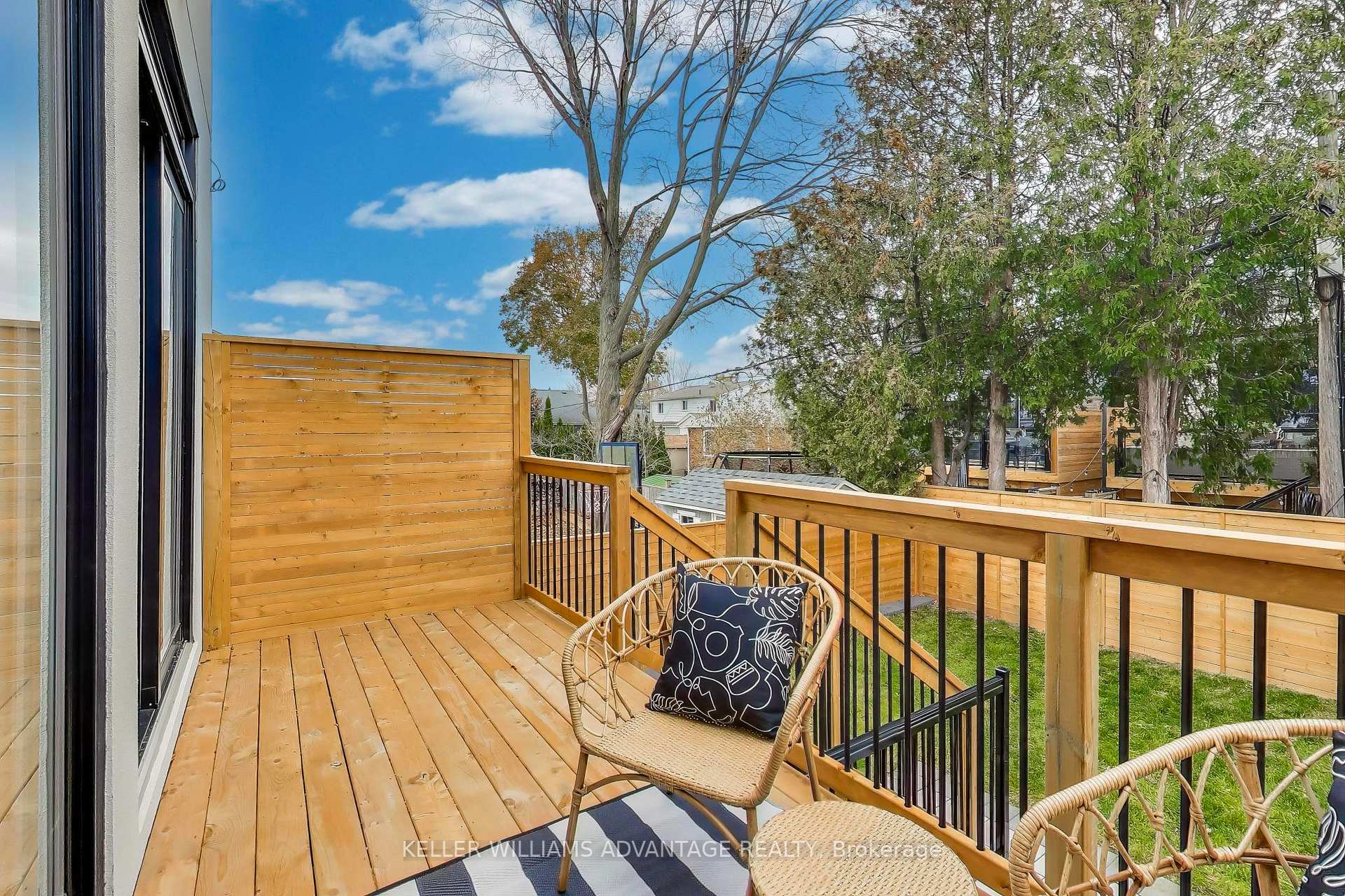 Photo 45 of 102 Yardley Avenue, Toronto, O'Connor-Parkview — HOMEH