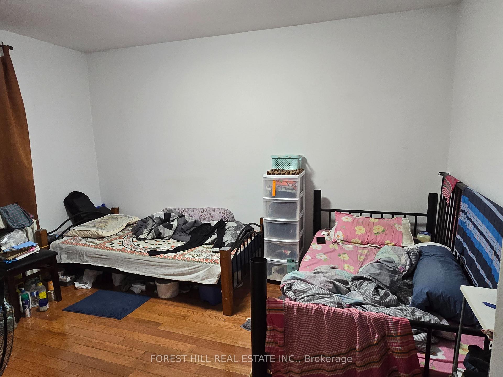 Photo 7 of 10 Bryant Avenue, Toronto, Crescent Town — HOMEH