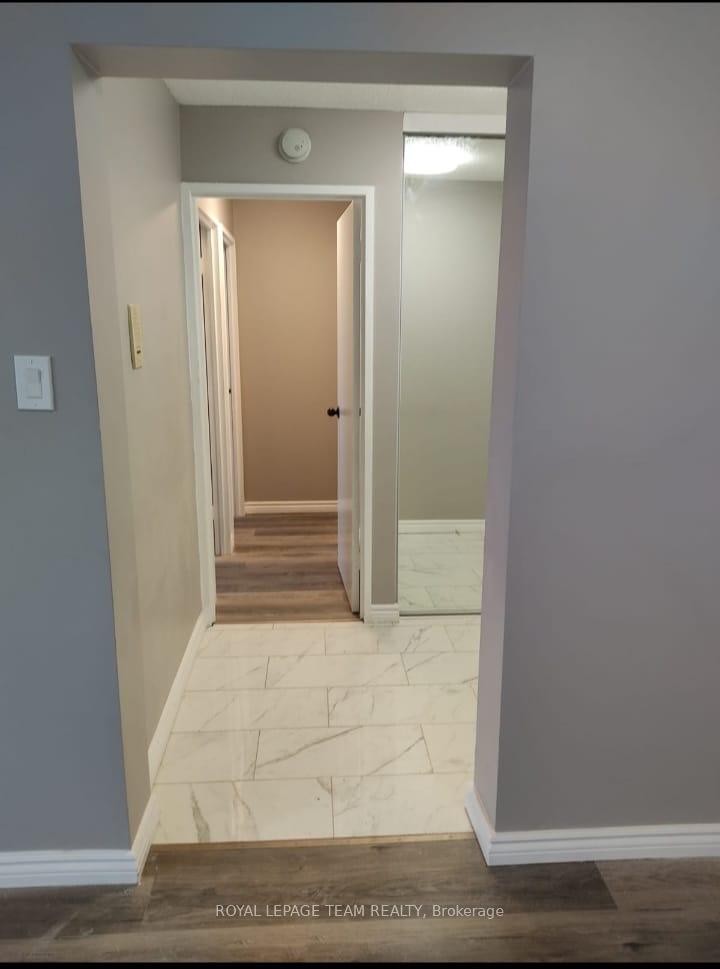 Photo 2 of Unit 1116, 20 Chesterton Drive, Ottawa, Borden Farm/Stewart Farm/Carleton Heights/Parkwood Hills — HOMEH