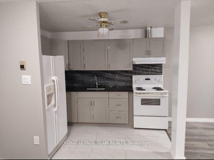 Photo 5 of Unit 1116, 20 Chesterton Drive, Ottawa, Borden Farm/Stewart Farm/Carleton Heights/Parkwood Hills — HOMEH