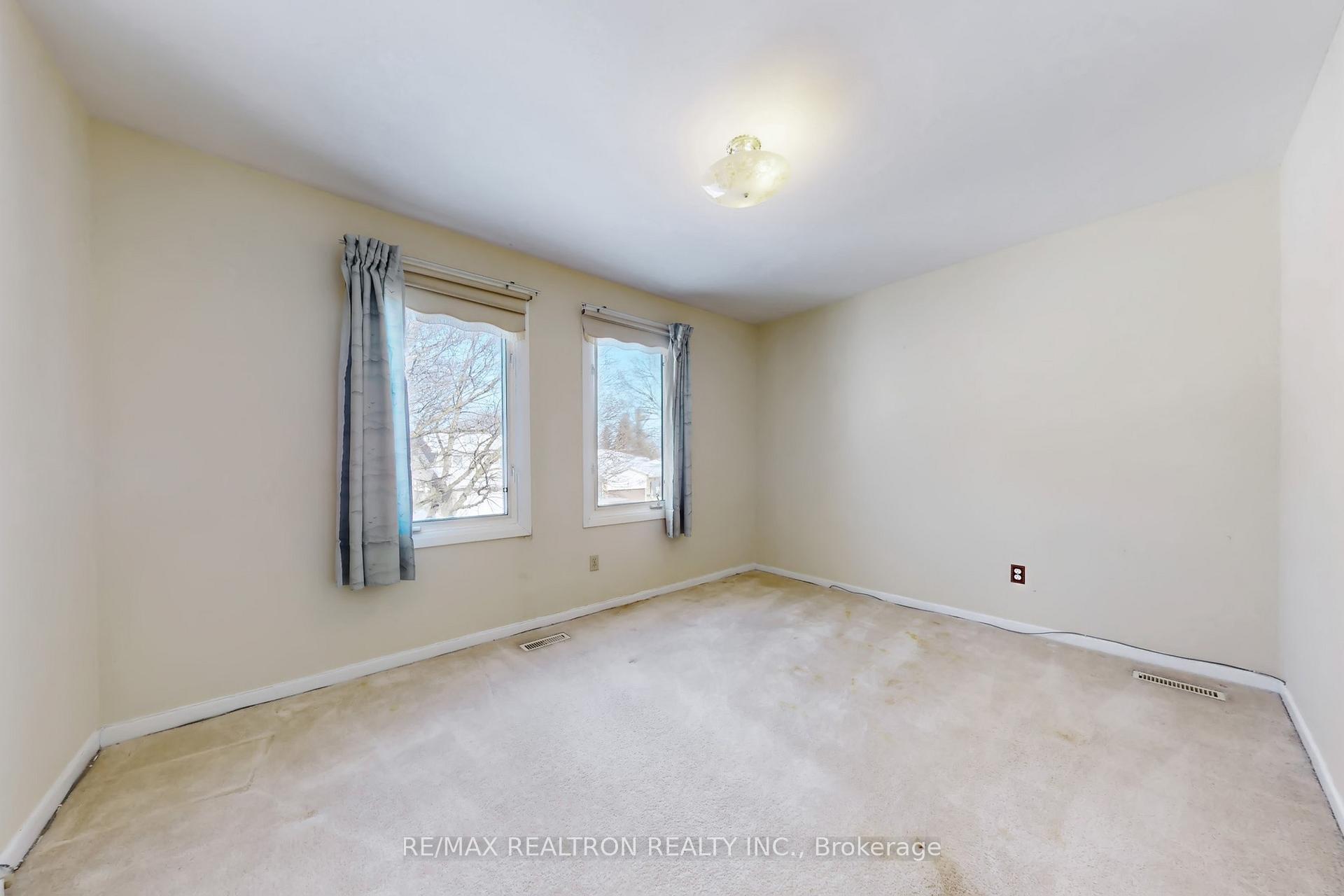 Photo 38 of 25 Roman Road, Markham, German Mills — HOMEH