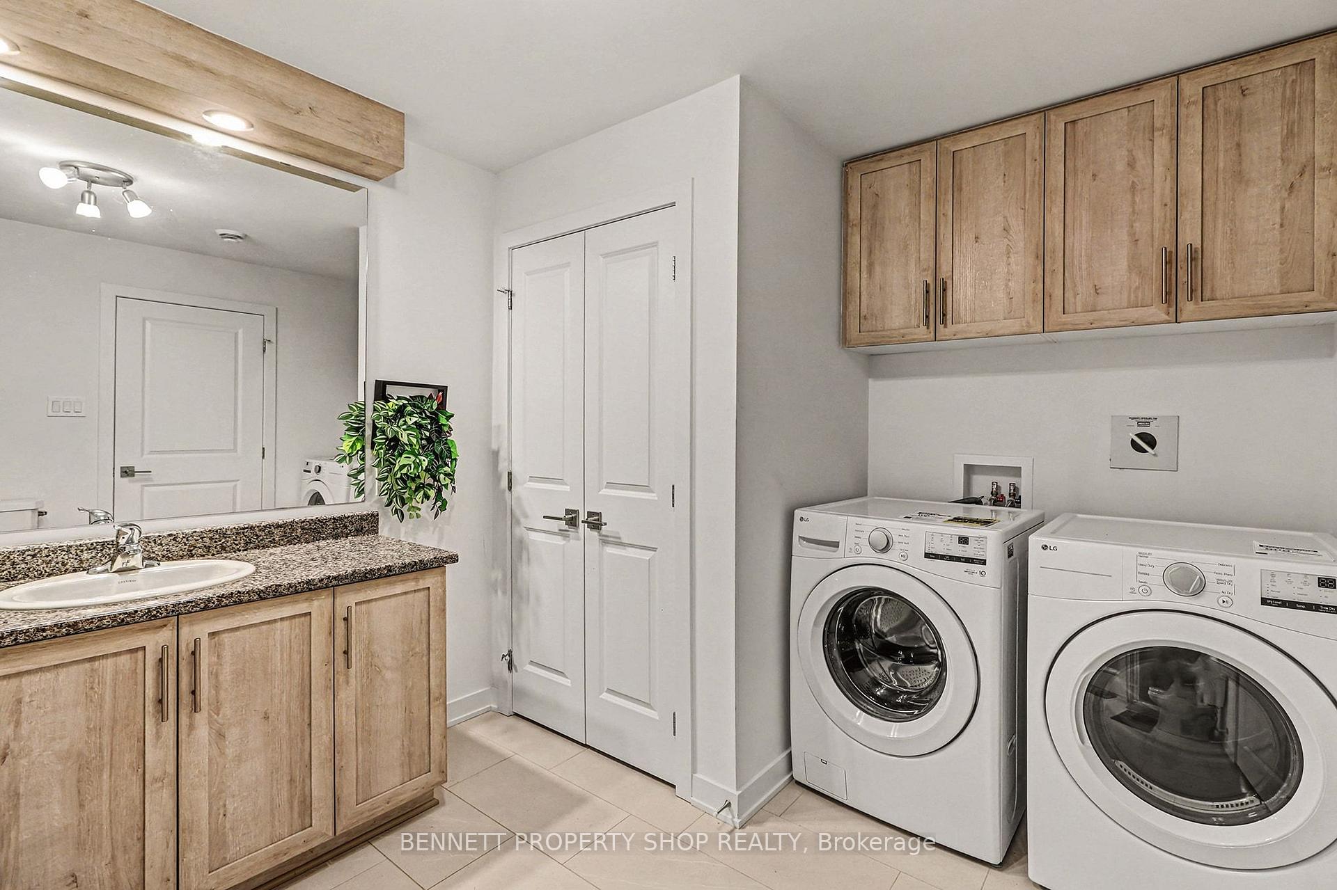 Photo 6 of Unit 702, 123 St Moritz Trail, Embrun — HOMEH
