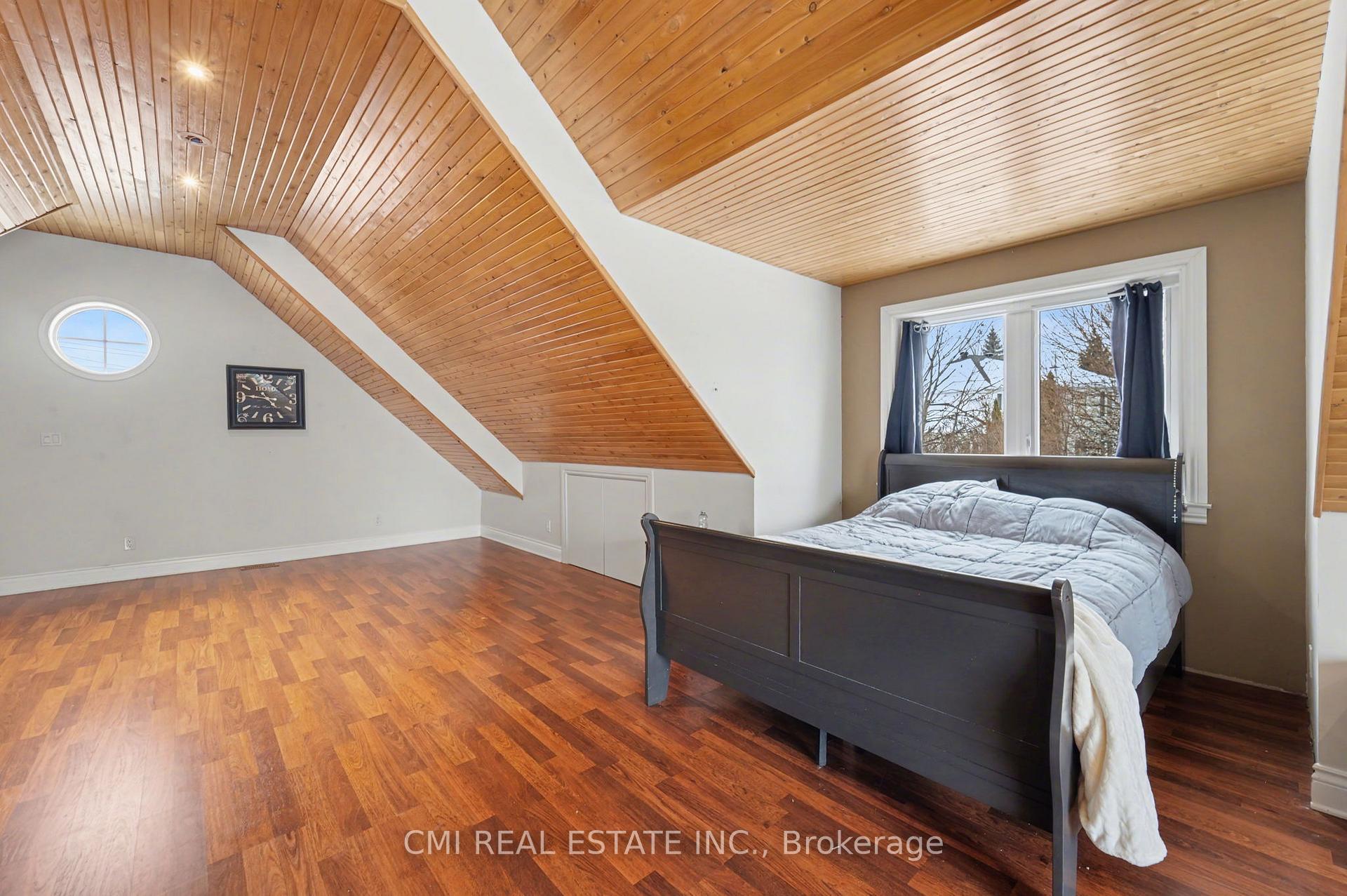 Photo 34 of 2500 Lookout Drive, Ottawa, Cumberland Ridge — HOMEH