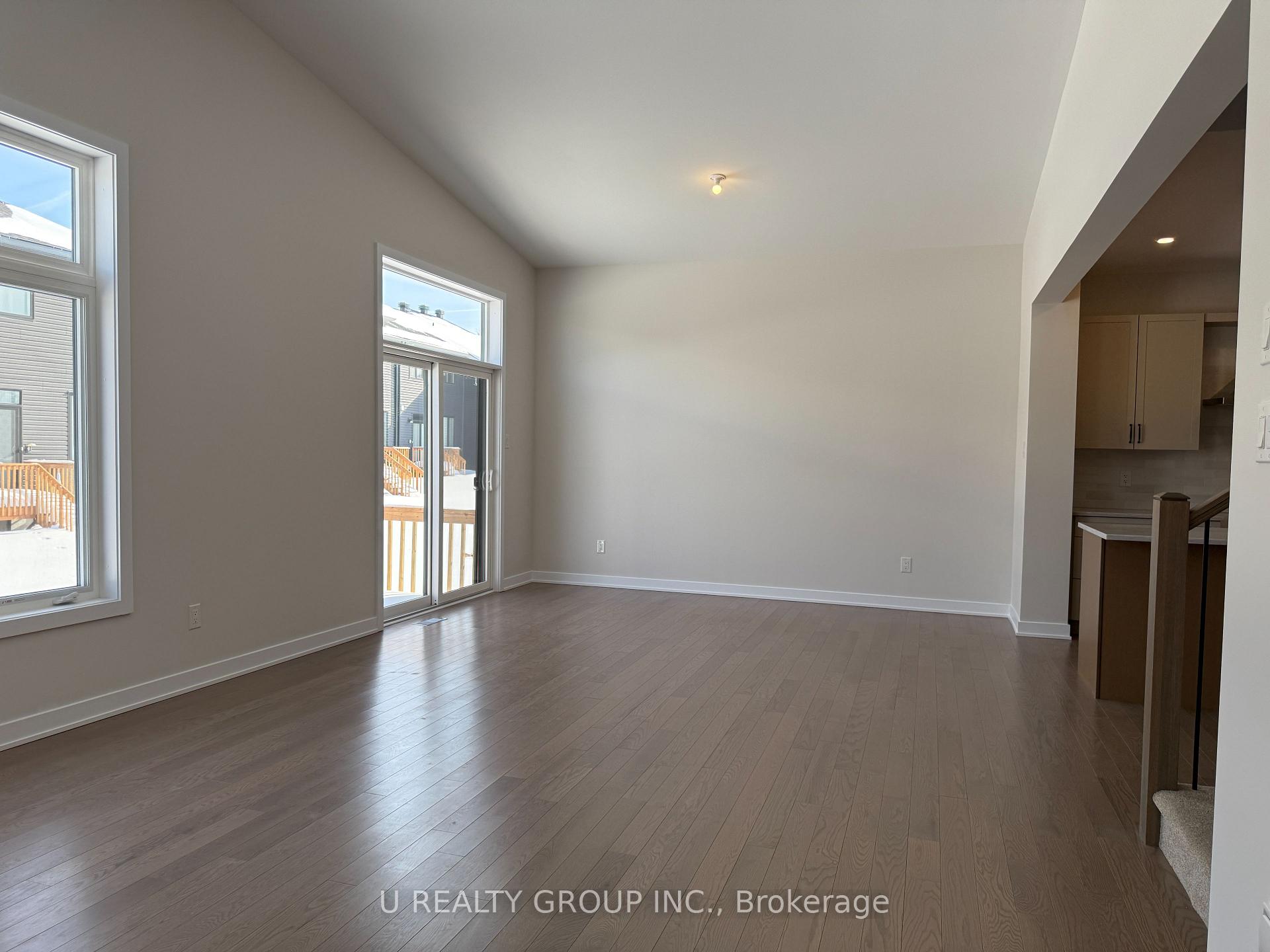Photo 18 of 210 Ginebik Way, Ottawa, Blossom Park/Kemp Park/Findlay Creek — HOMEH