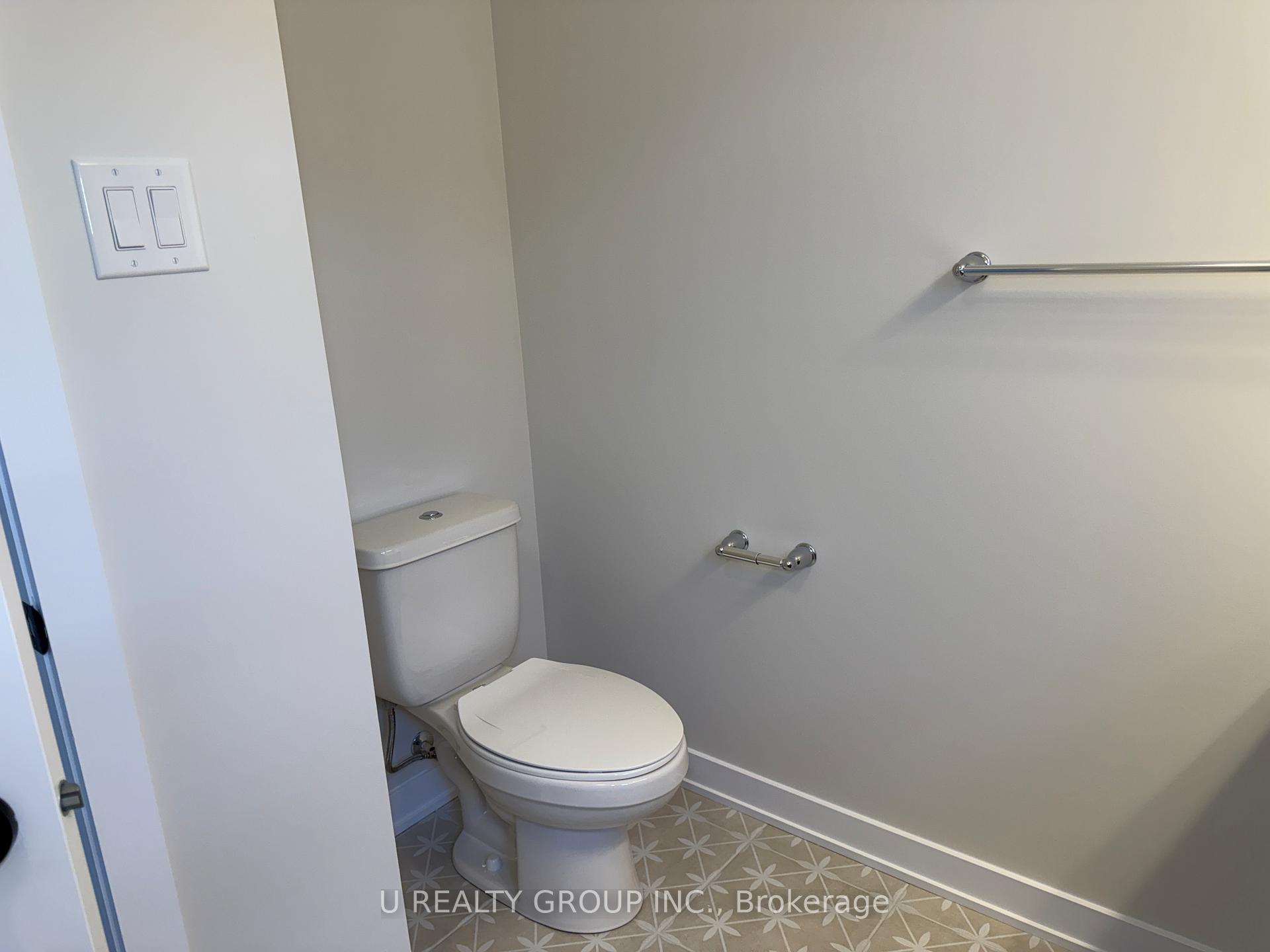 Photo 16 of 210 Ginebik Way, Ottawa, Blossom Park/Kemp Park/Findlay Creek — HOMEH