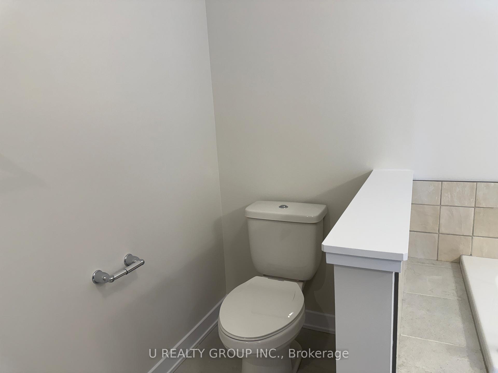Photo 37 of 210 Ginebik Way, Ottawa, Blossom Park/Kemp Park/Findlay Creek — HOMEH