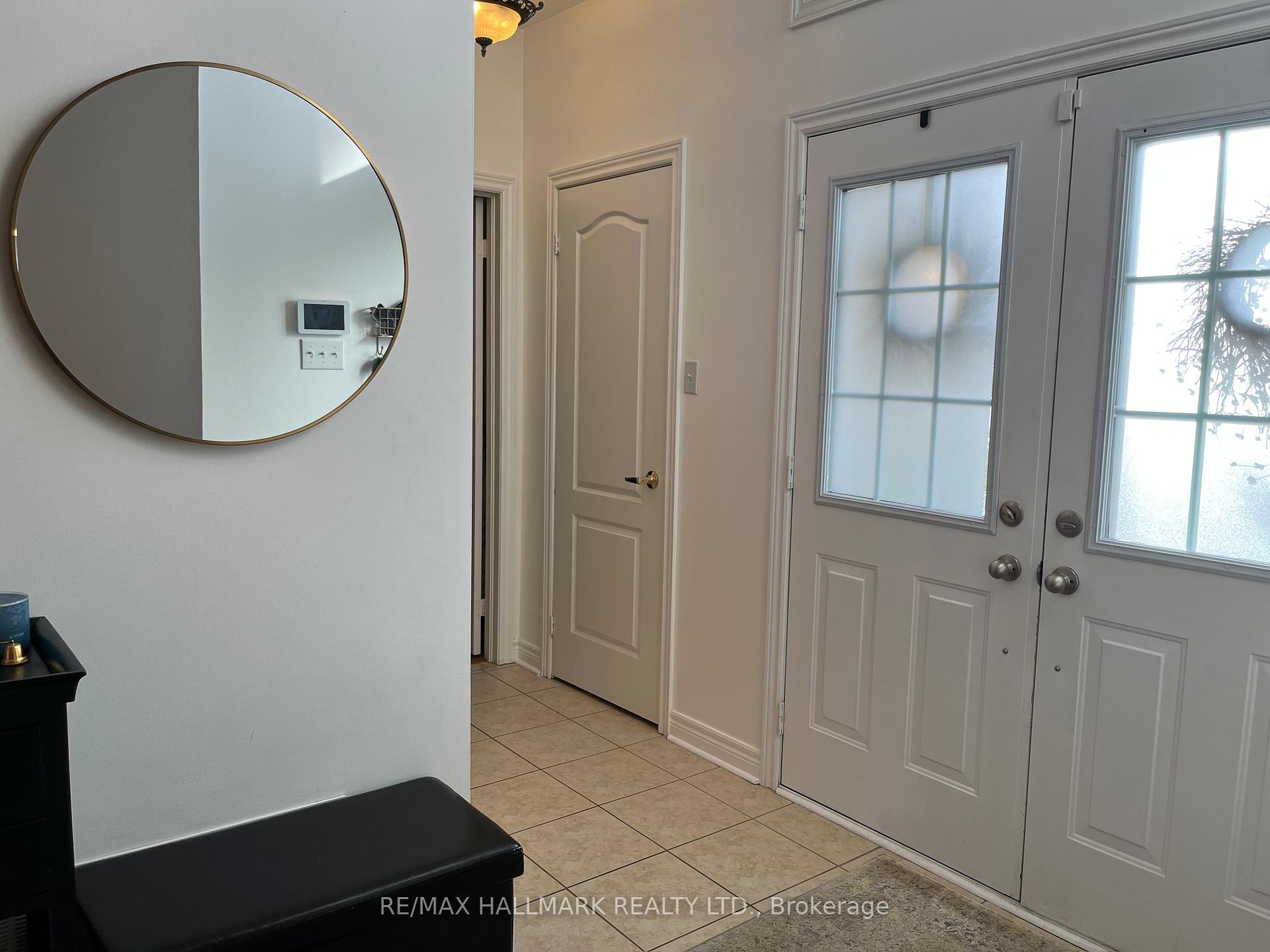 Photo 8 of 56 Destino Crescent, Vaughan, Vellore Village — HOMEH