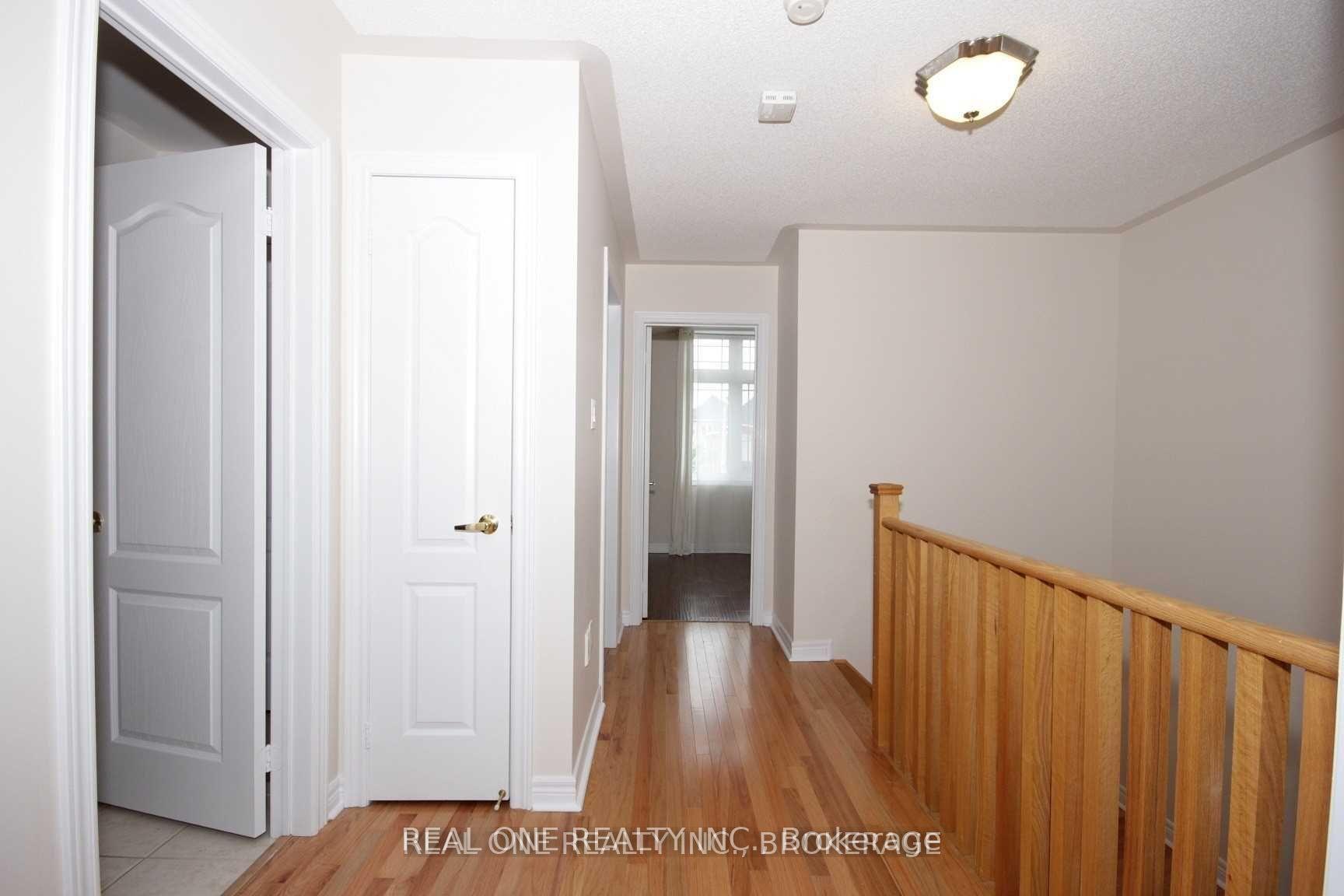 Photo 26 of 116 Mistywood Crescent, Vaughan, Patterson — HOMEH