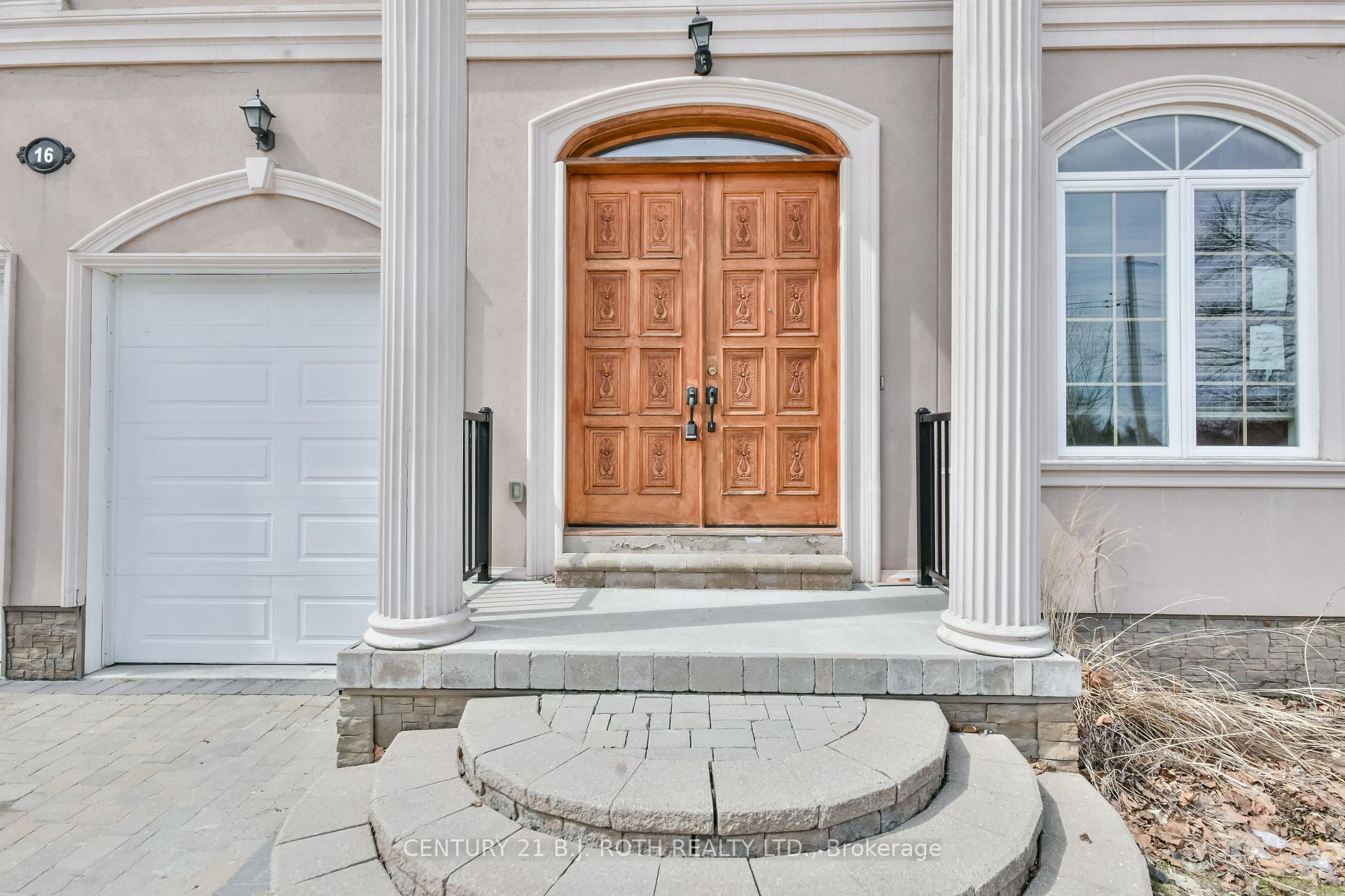 Photo 2 of 16 Gray Lane, Barrie, South Shore — HOMEH