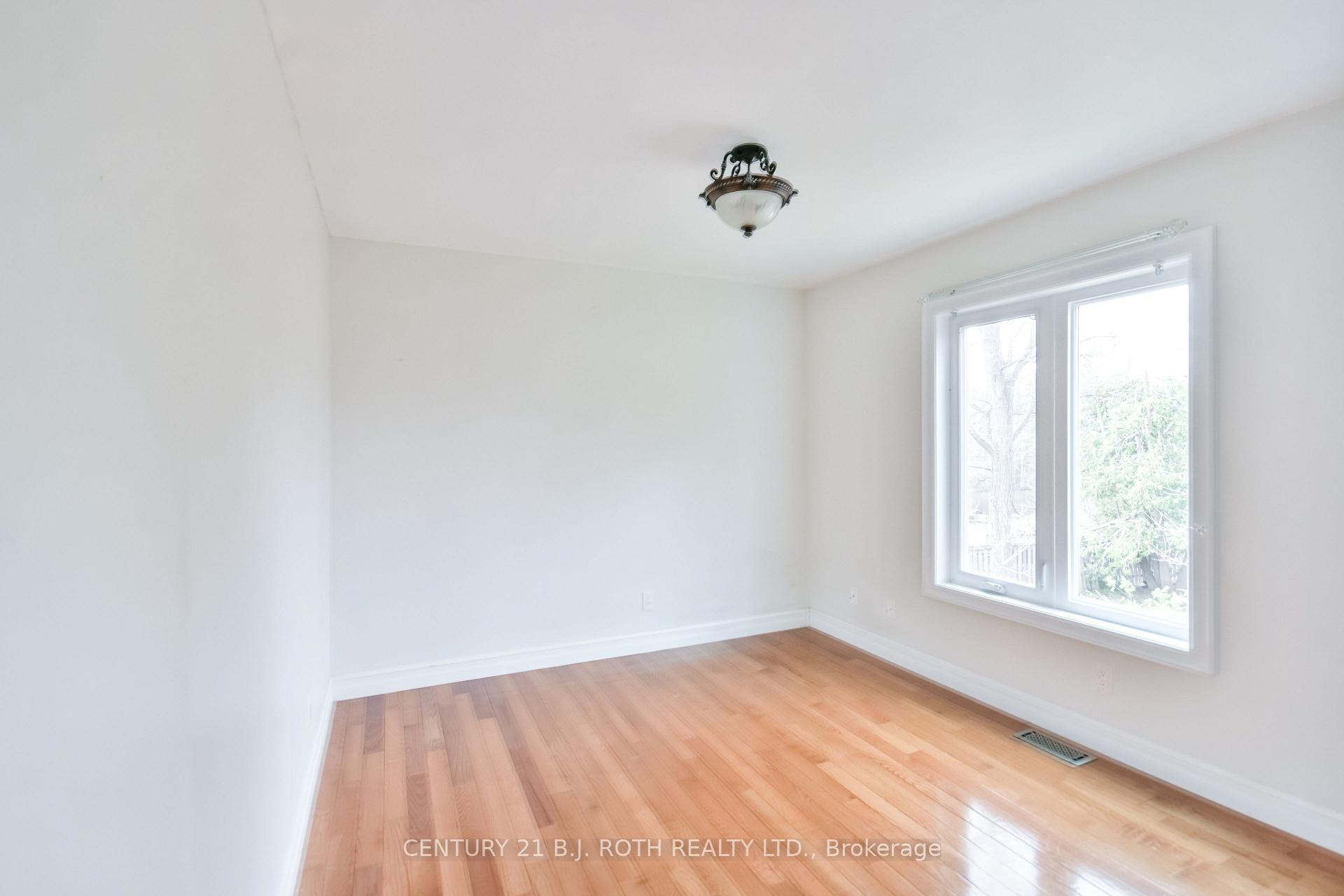 Photo 22 of 16 Gray Lane, Barrie, South Shore — HOMEH