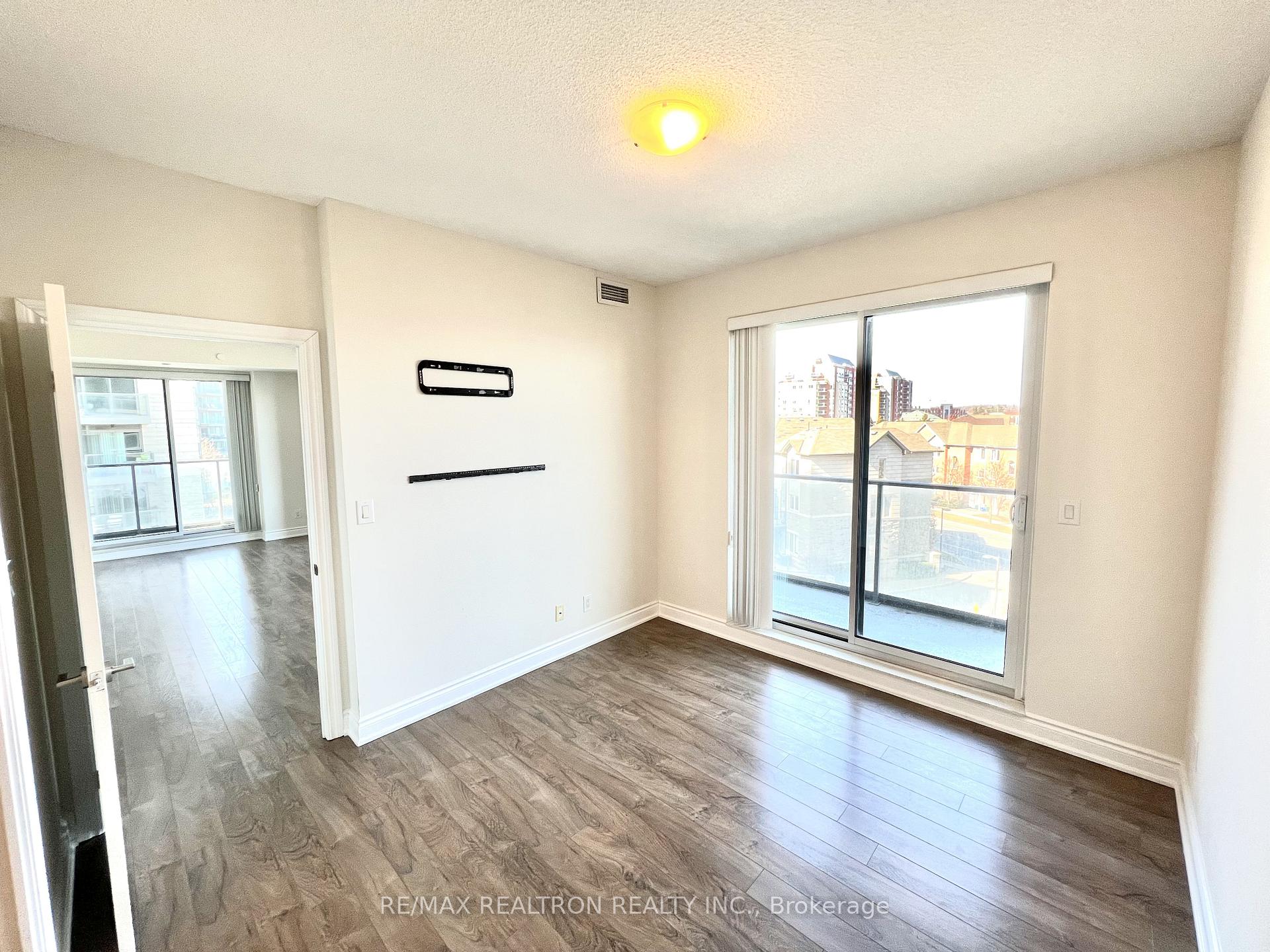 Photo 6 of Unit 618, 277 South Park Road, Markham, Commerce Valley — HOMEH