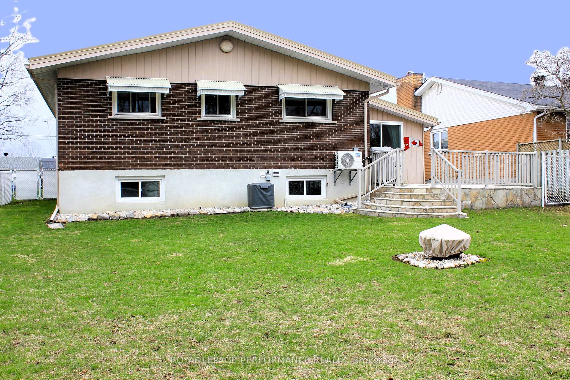 Photo 45 of 3040 Johnston Avenue, Cornwall — HOMEH