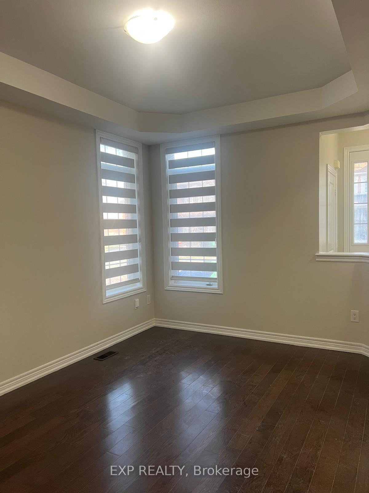 Photo 2 of Unit Upper, 10 Dufay Road, Brampton, Northwest Brampton — HOMEH