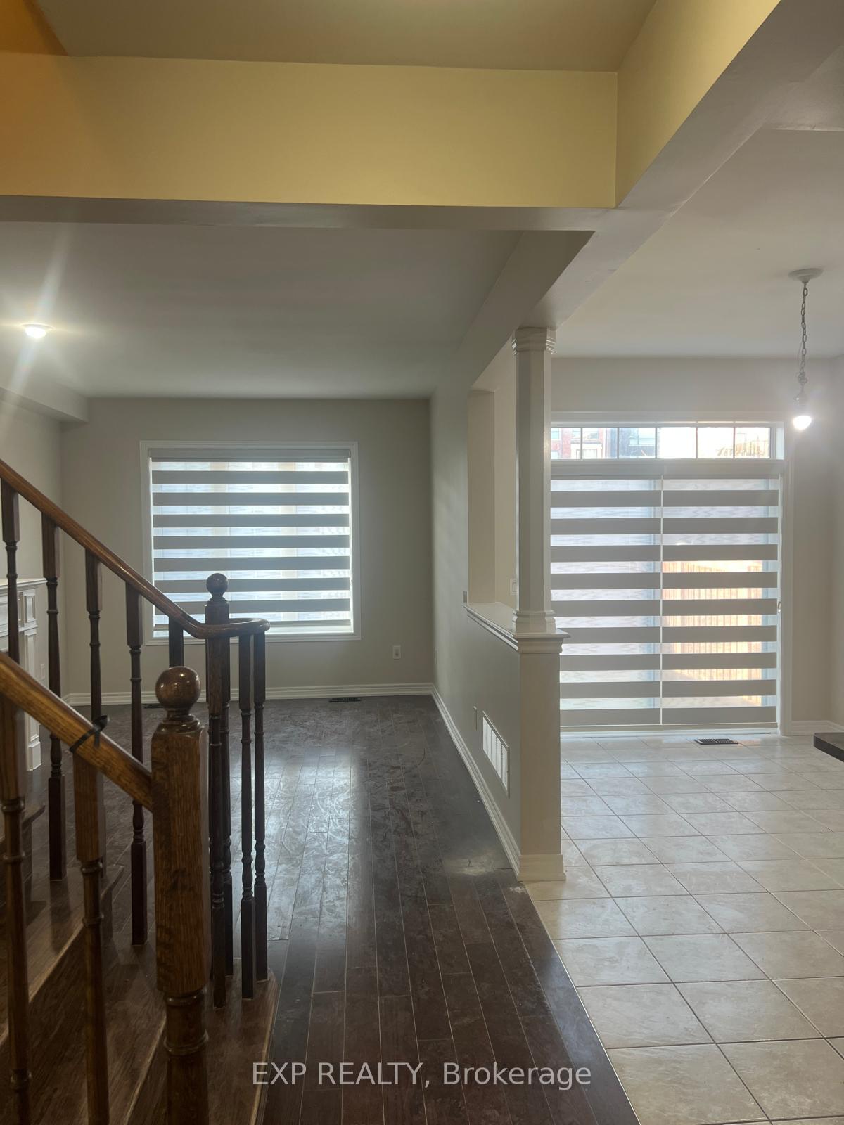 Photo 4 of Unit Upper, 10 Dufay Road, Brampton, Northwest Brampton — HOMEH