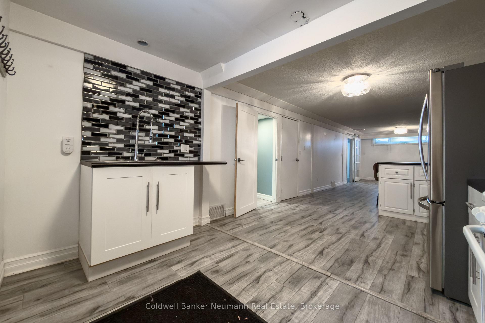 Photo 4 of Unit LOWER, 92 Brant Avenue, Guelph, Victoria North — HOMEH