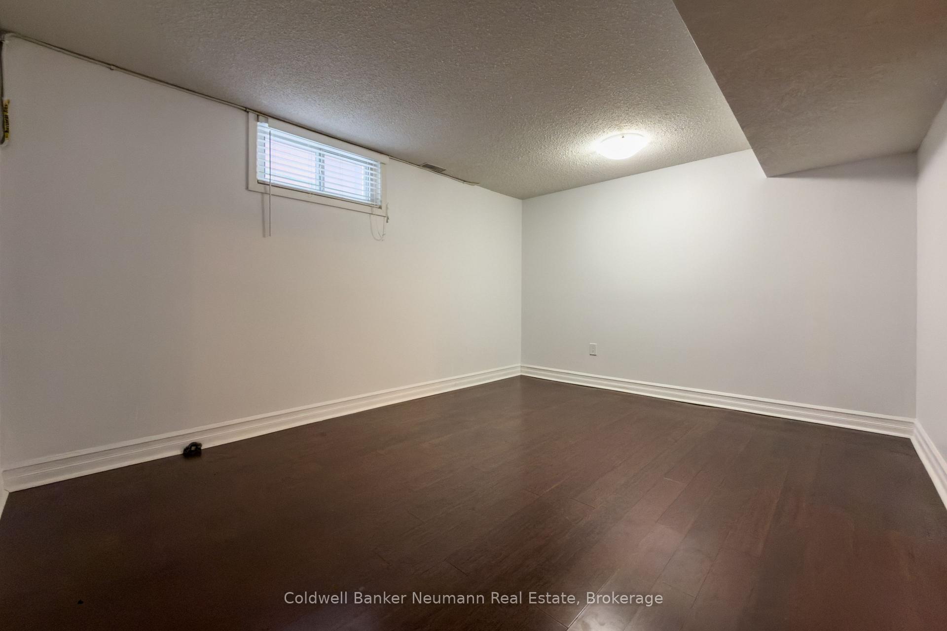 Photo 11 of Unit LOWER, 92 Brant Avenue, Guelph, Victoria North — HOMEH