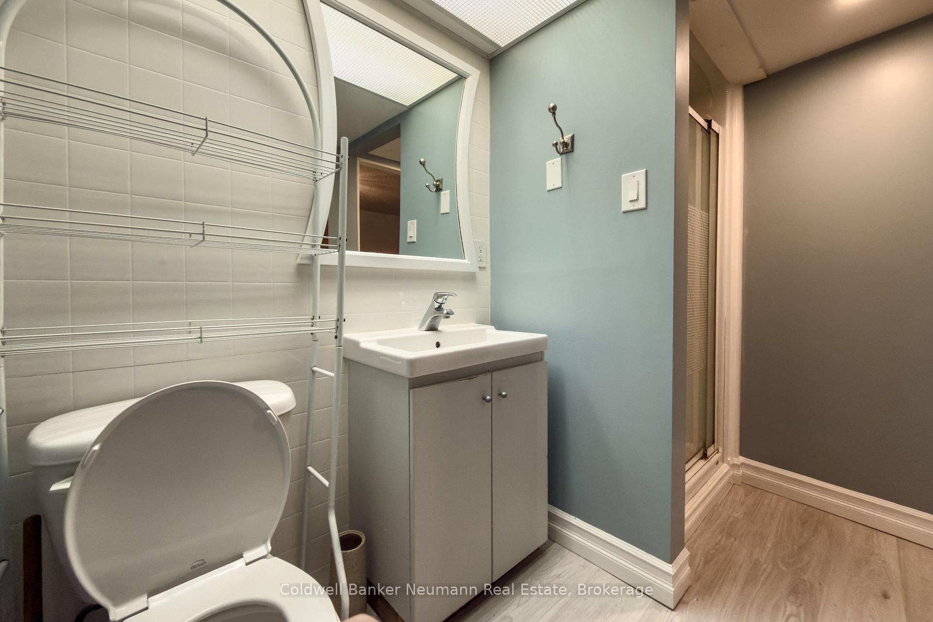 Photo 5 of Unit LOWER, 92 Brant Avenue, Guelph, Victoria North — HOMEH