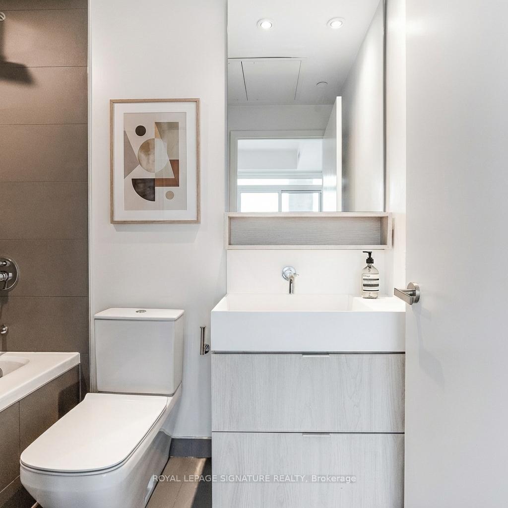 Photo 13 of Unit 1522, 8 Hillsdale Avenue E, Toronto, Mount Pleasant West — HOMEH