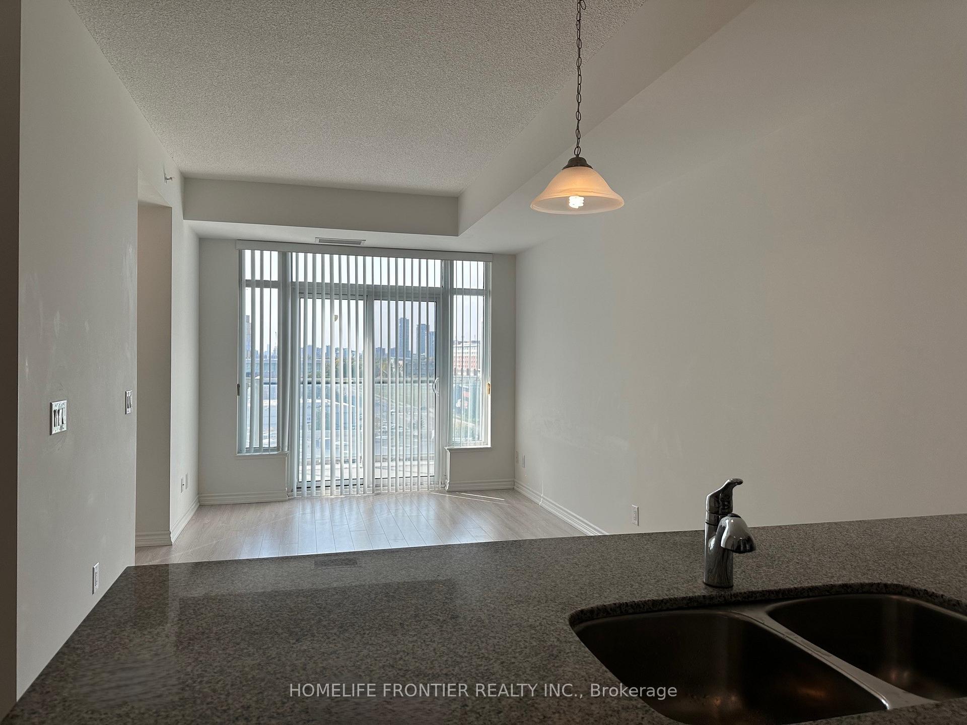 Photo 5 of Unit 717, 8323 Kennedy Road, Markham, Village Green-South Unionville — HOMEH