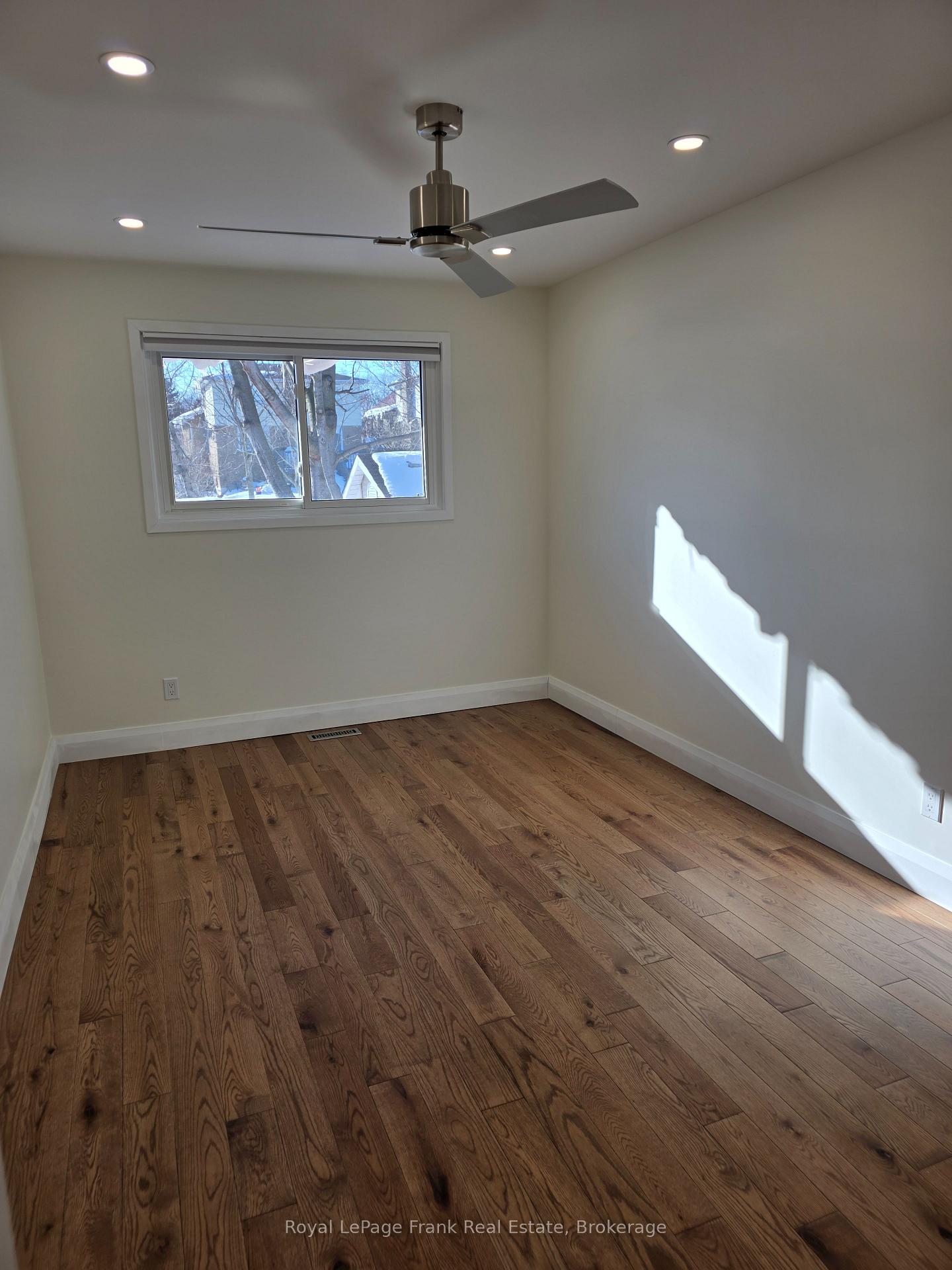 Photo 11 of 660A Chipmunk Street, Pickering, West Shore — HOMEH