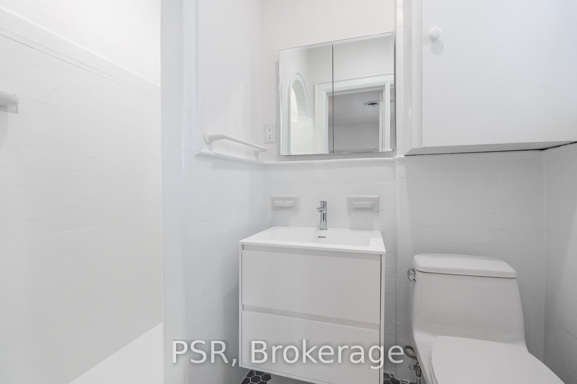 Photo 14 of Unit 2nd & 3rd Floor, 25 Coulson Avenue, Toronto, Forest Hill South — HOMEH