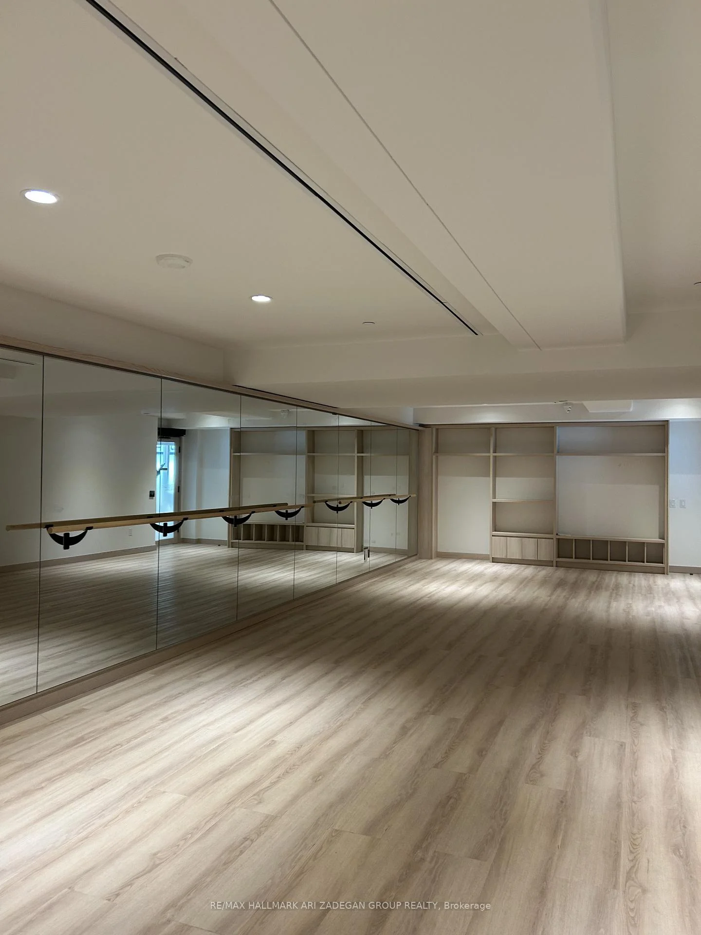 Photo 21 of Unit 806, 1050 Eastern Avenue E, Toronto, The Beaches — HOMEH