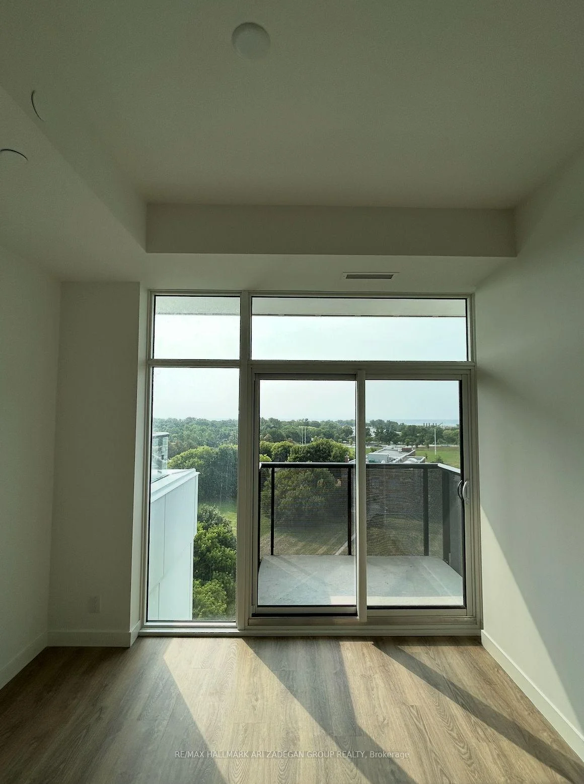 Photo 22 of Unit 806, 1050 Eastern Avenue E, Toronto, The Beaches — HOMEH