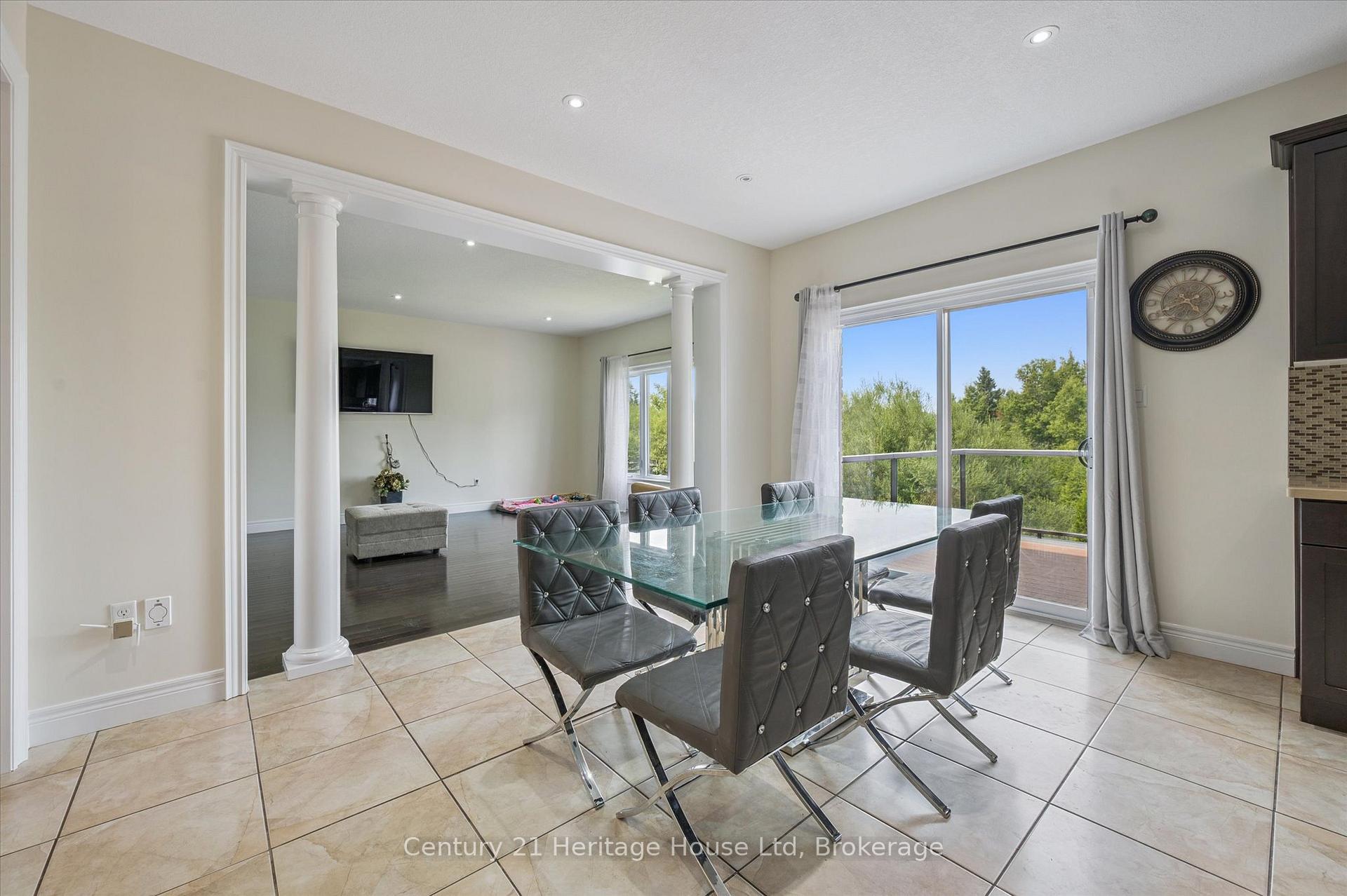 Photo 12 of 76 Zaduk Place, Guelph, Kortright East — HOMEH