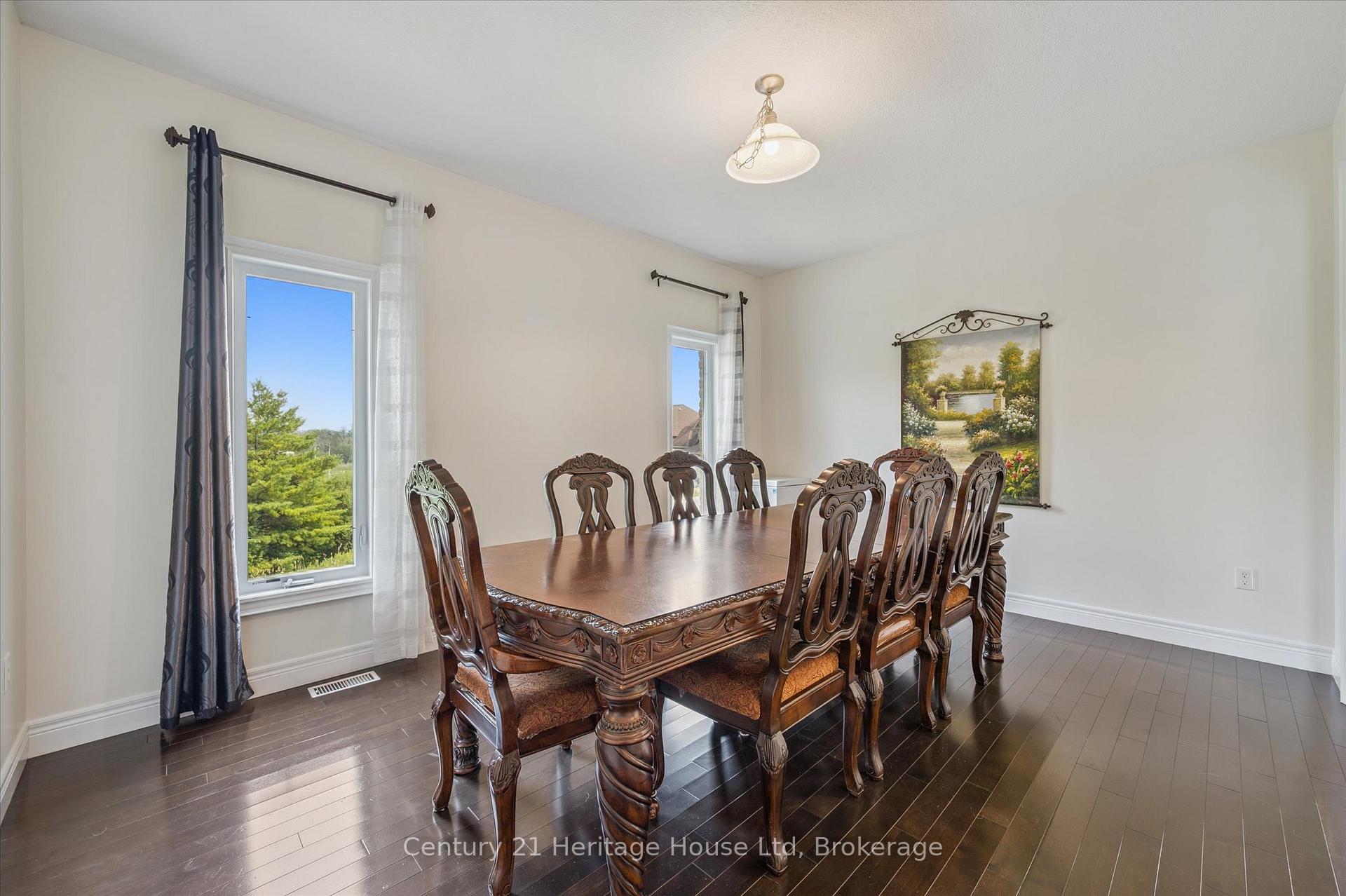Photo 13 of 76 Zaduk Place, Guelph, Kortright East — HOMEH