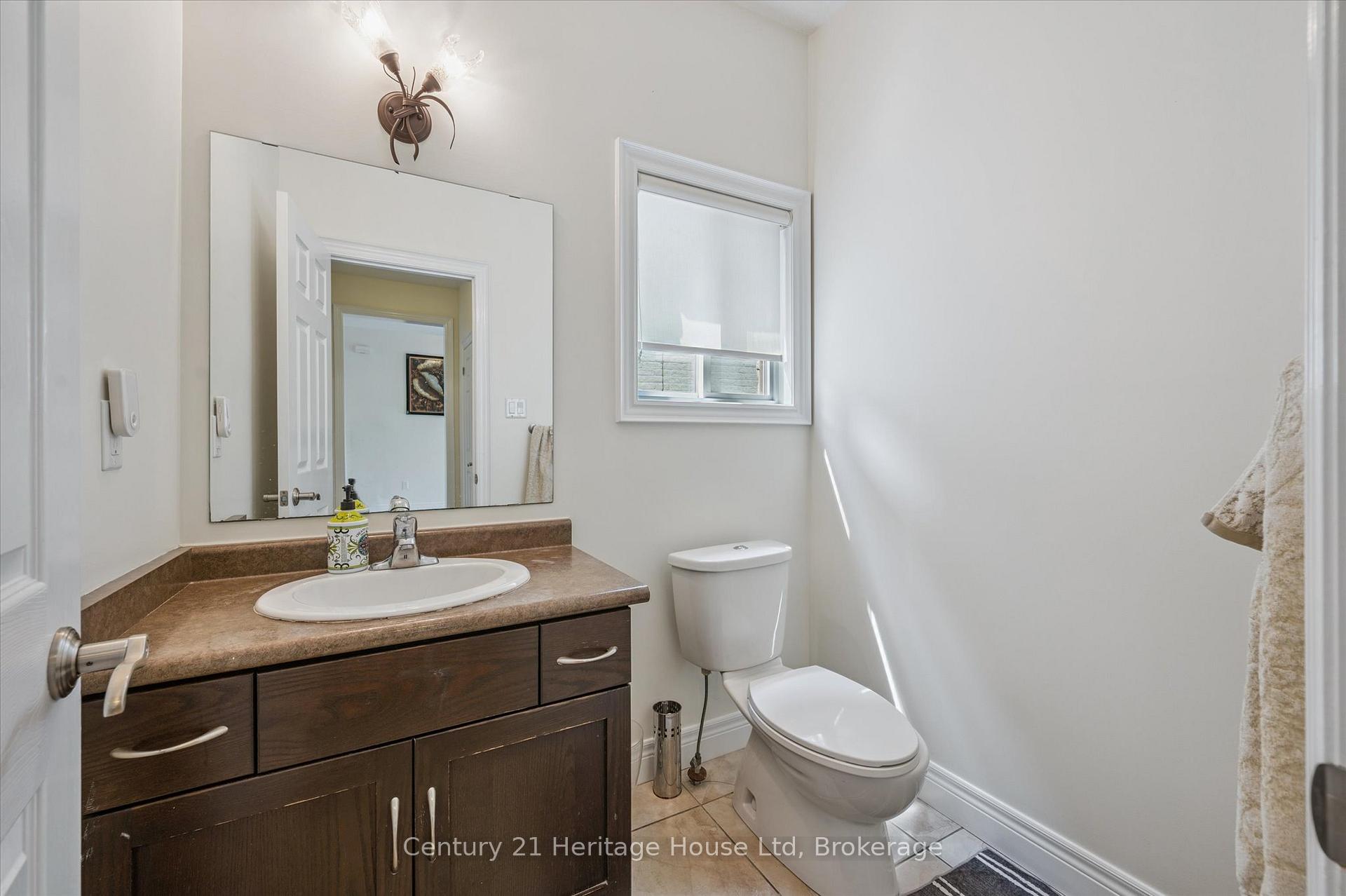 Photo 16 of 76 Zaduk Place, Guelph, Kortright East — HOMEH