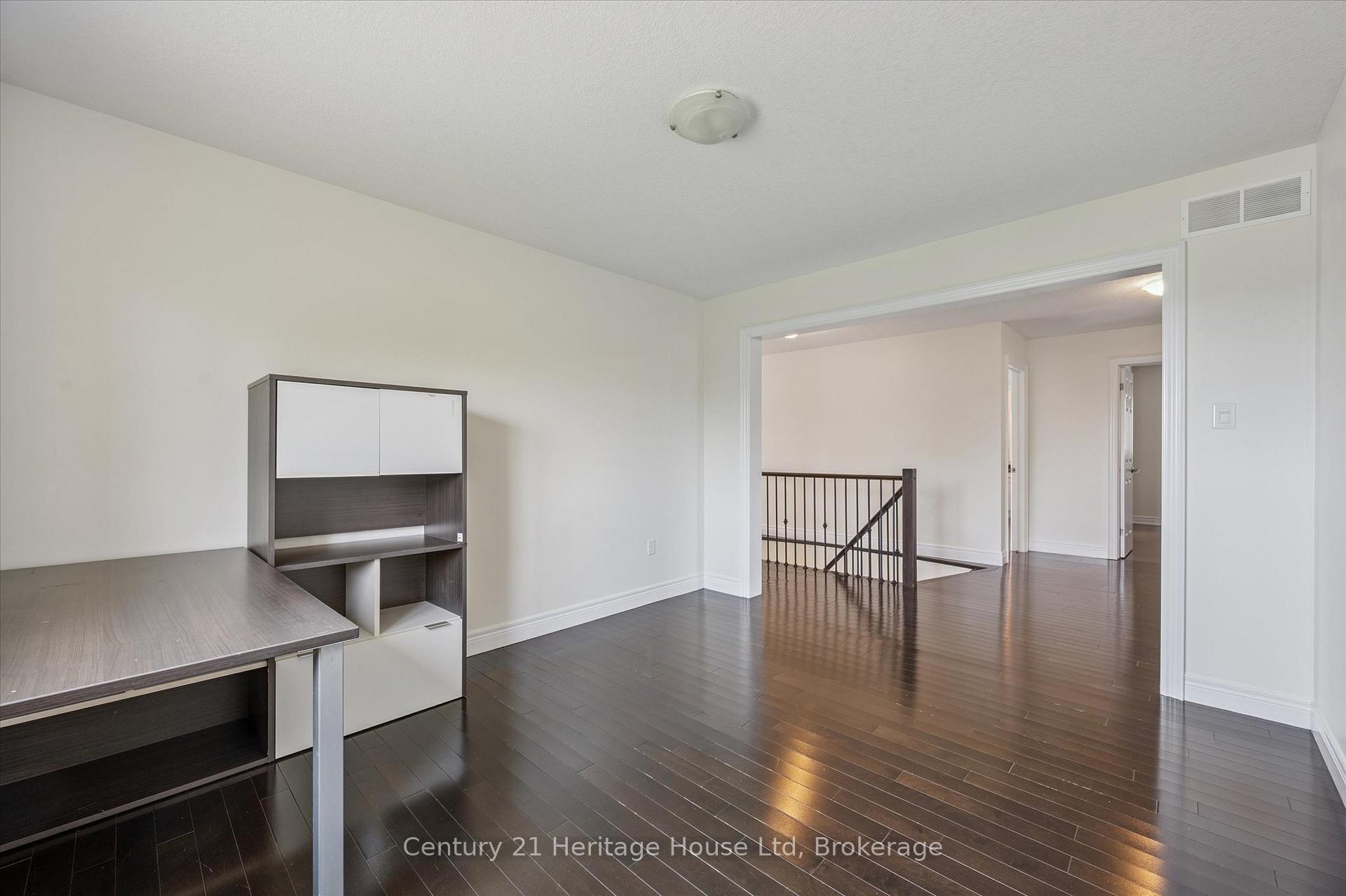 Photo 19 of 76 Zaduk Place, Guelph, Kortright East — HOMEH