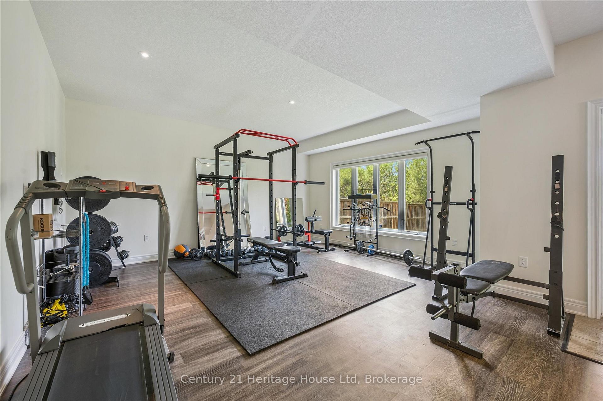 Photo 36 of 76 Zaduk Place, Guelph, Kortright East — HOMEH