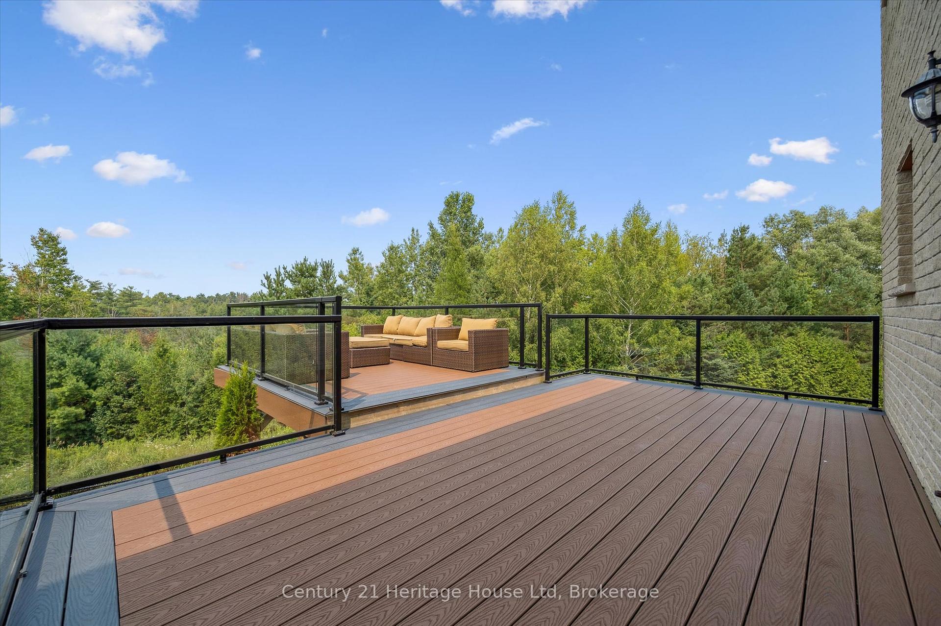Photo 40 of 76 Zaduk Place, Guelph, Kortright East — HOMEH