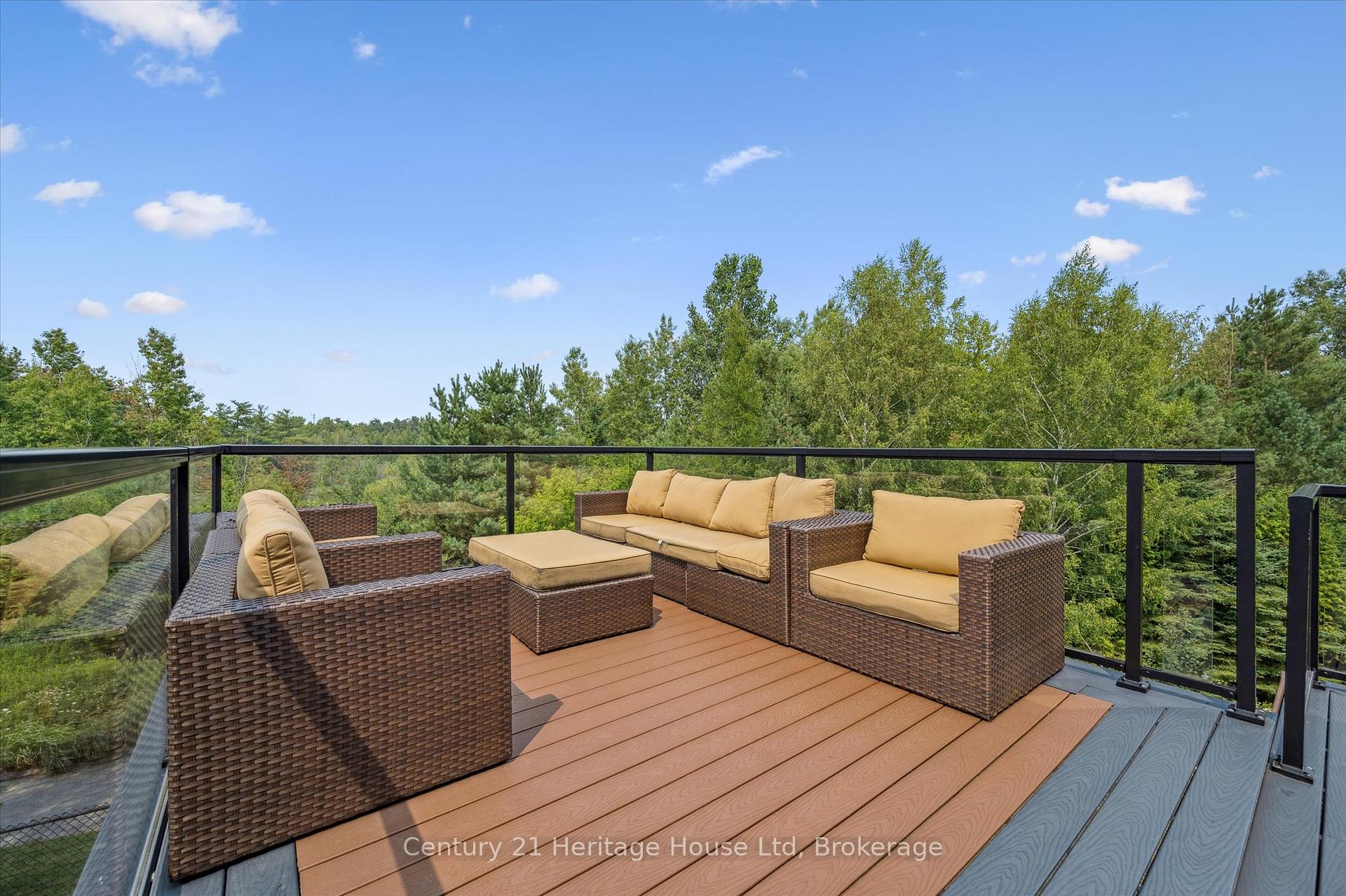 Photo 42 of 76 Zaduk Place, Guelph, Kortright East — HOMEH