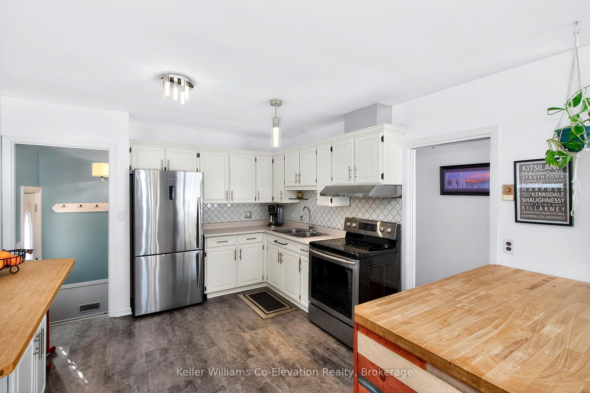 Photo 8 of 340 Eighth Street, Midland — HOMEH