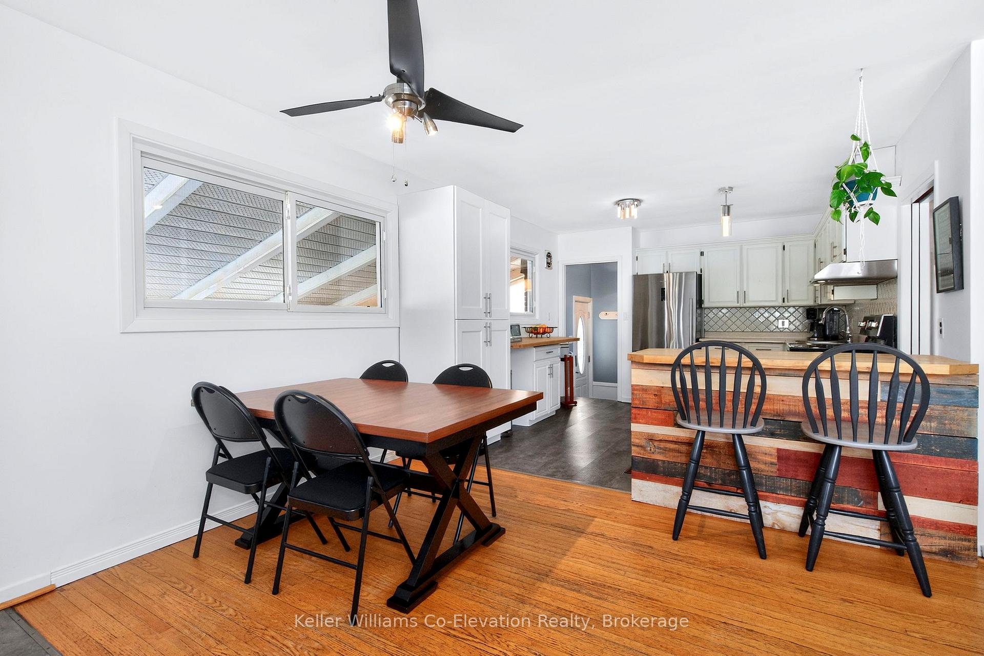 Photo 11 of 340 Eighth Street, Midland — HOMEH