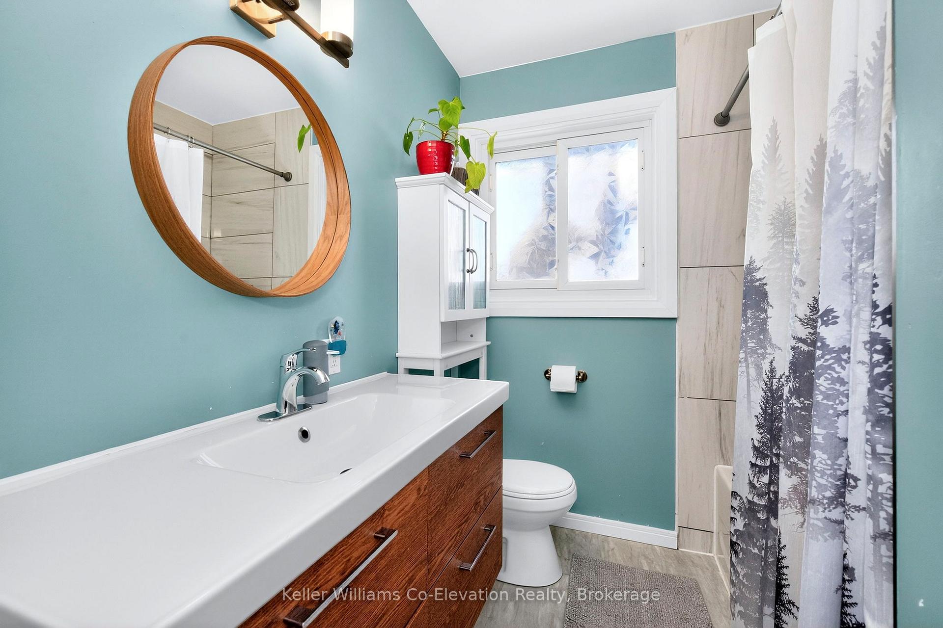 Photo 13 of 340 Eighth Street, Midland — HOMEH