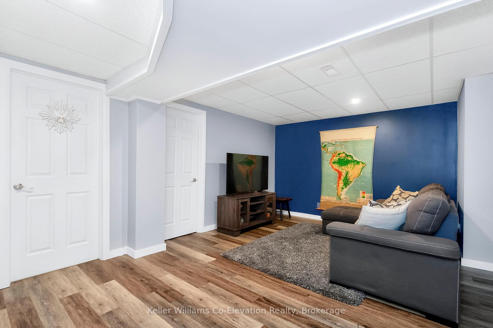 Photo 15 of 340 Eighth Street, Midland — HOMEH