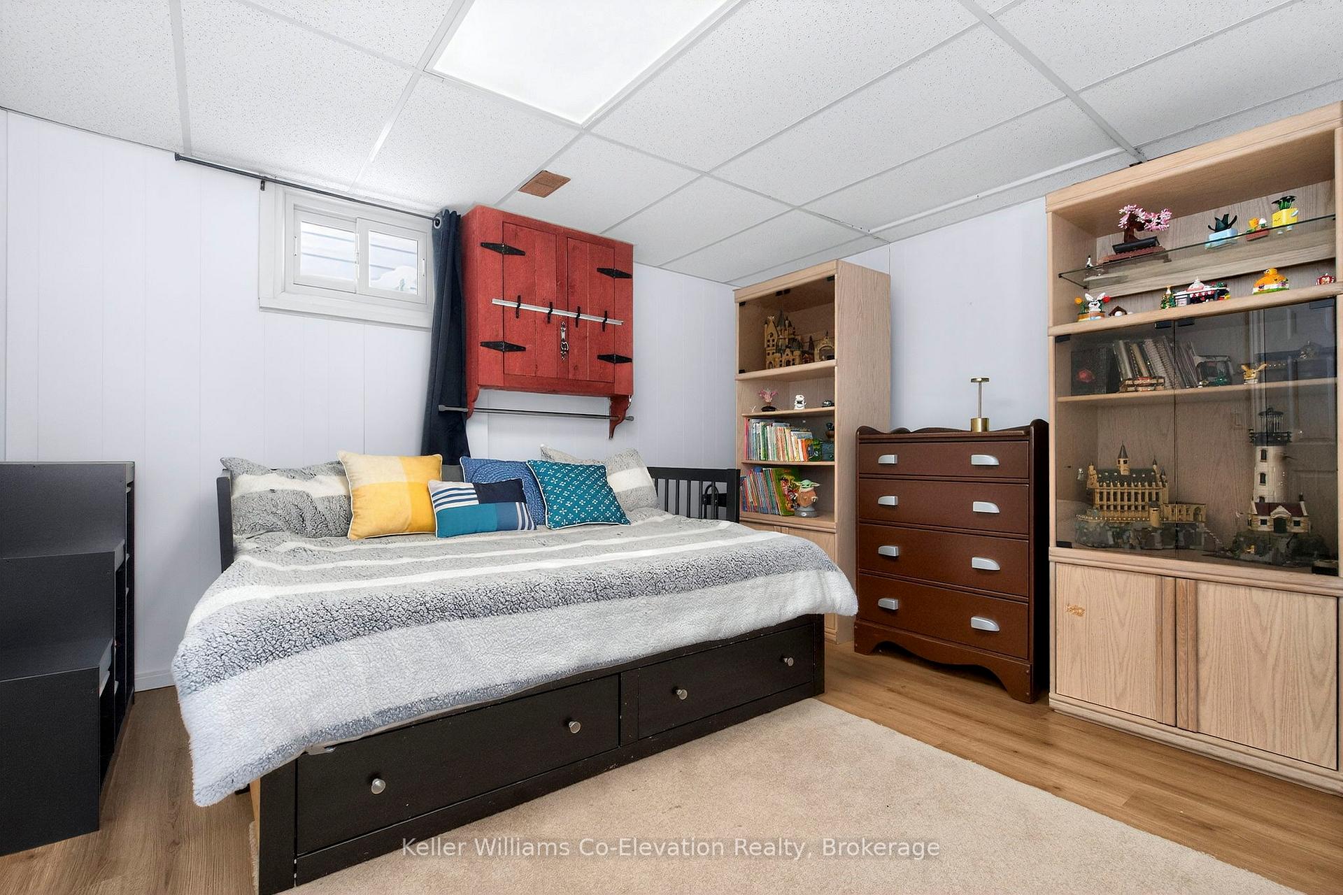 Photo 21 of 340 Eighth Street, Midland — HOMEH