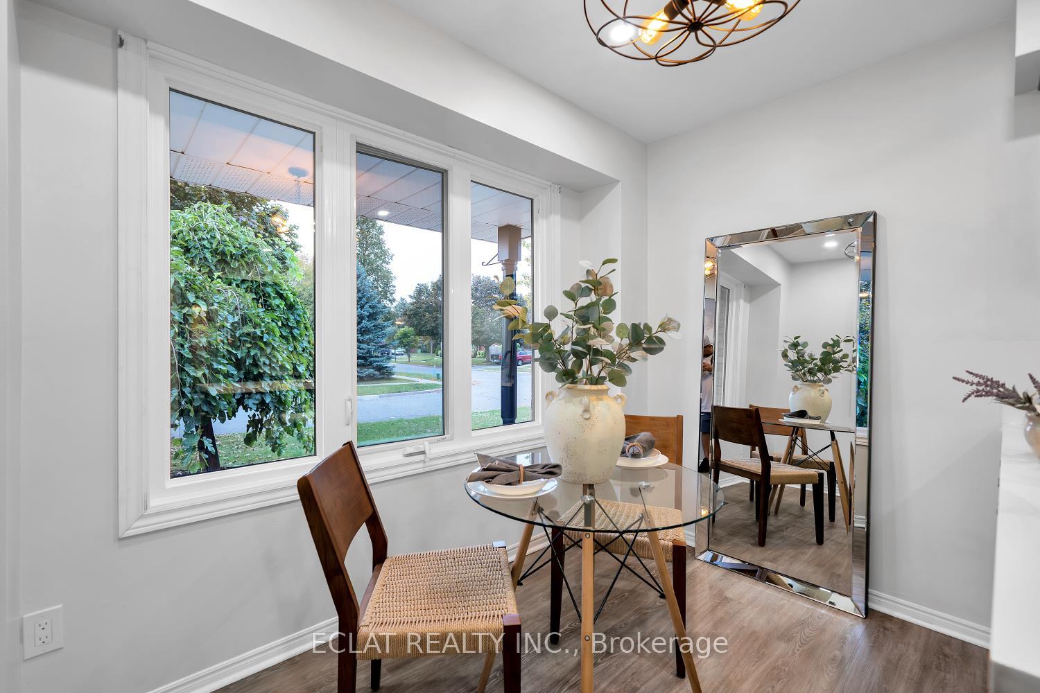 Photo 19 of 11 Strathallan Drive S, Clarington, Courtice — HOMEH