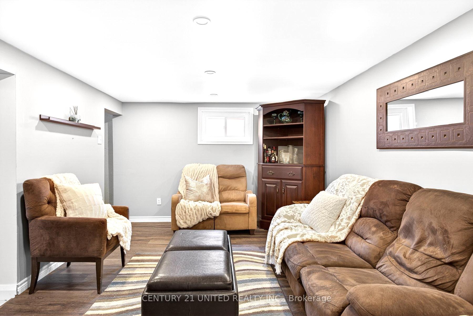 Photo 30 of 814 Argyle Street, Peterborough, Northcrest Ward 5 — HOMEH