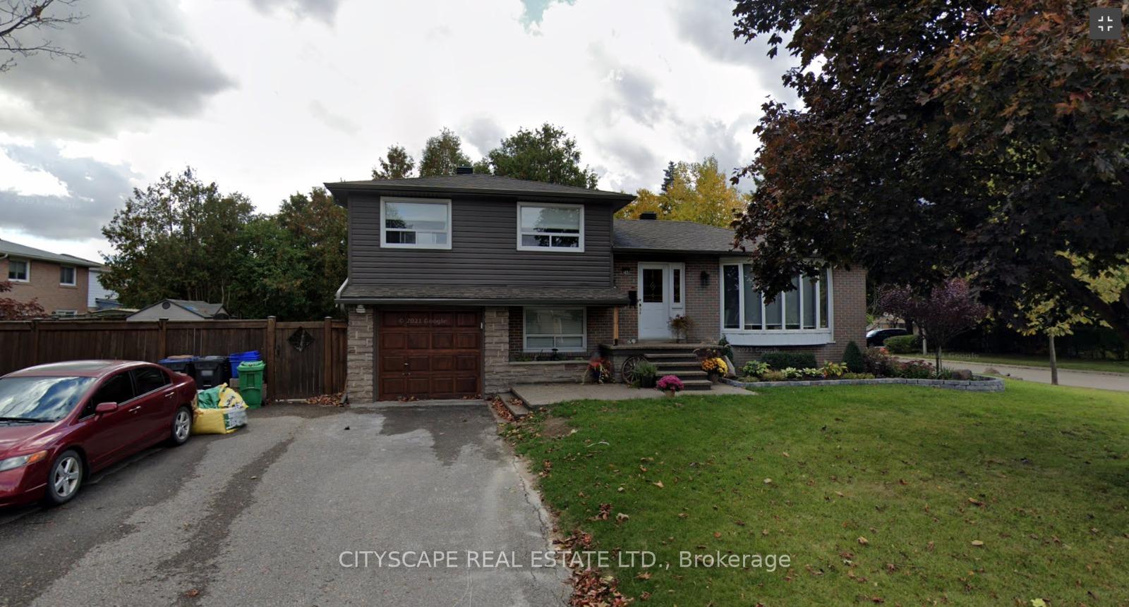Photo 1 of 43 Greystone Crescent, Brampton, Brampton South — HOMEH
