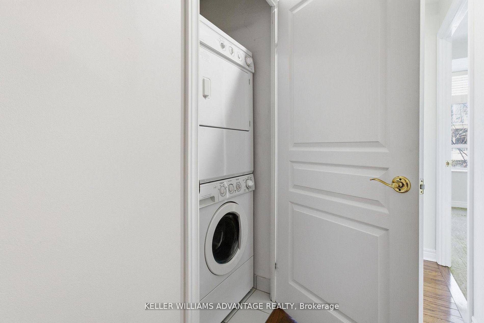 Photo 25 of Unit 305, 9 Boardwalk Drive, Toronto, The Beaches — HOMEH