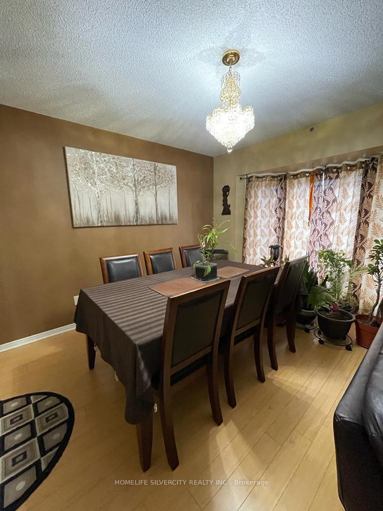 Photo 5 of 12` Buttercup Lane, Brampton, Sandringham-Wellington — HOMEH