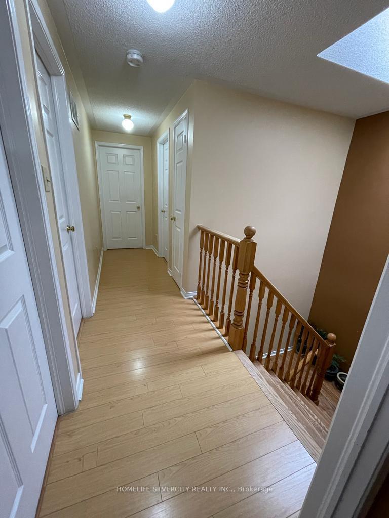 Photo 7 of 12` Buttercup Lane, Brampton, Sandringham-Wellington — HOMEH