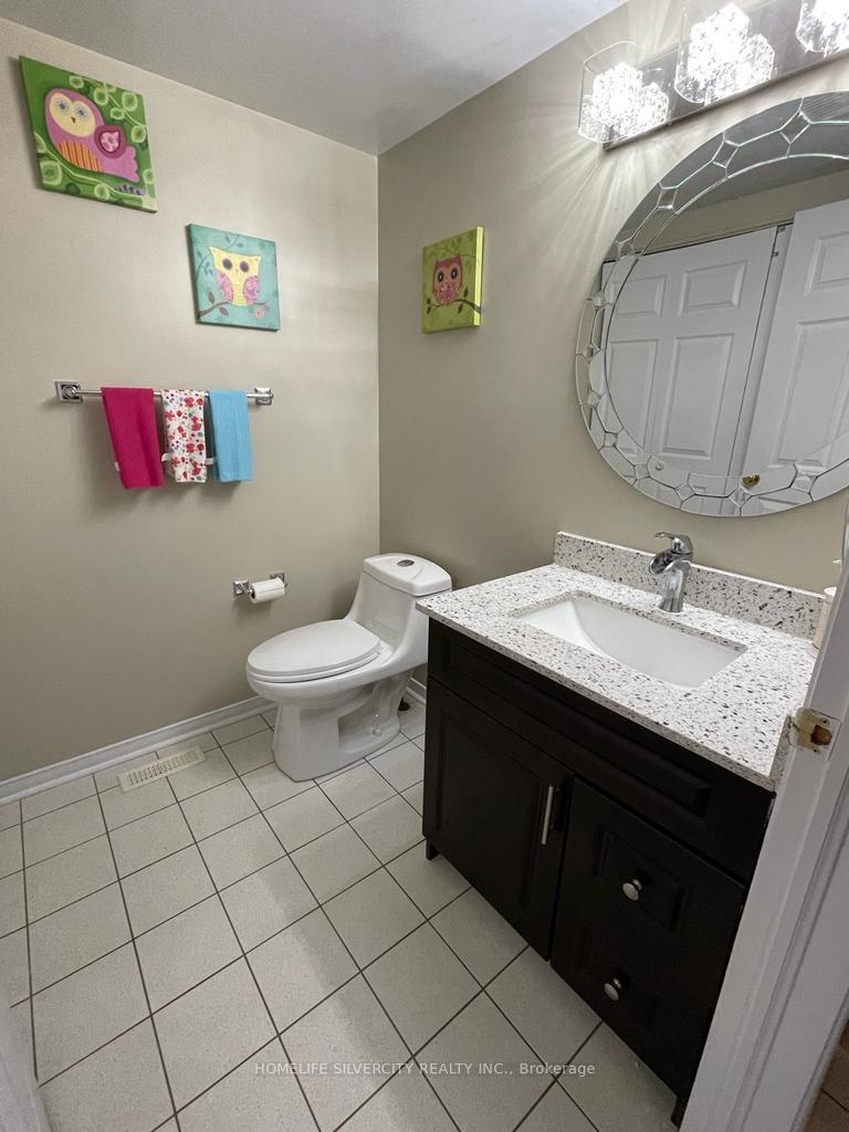 Photo 11 of 12` Buttercup Lane, Brampton, Sandringham-Wellington — HOMEH