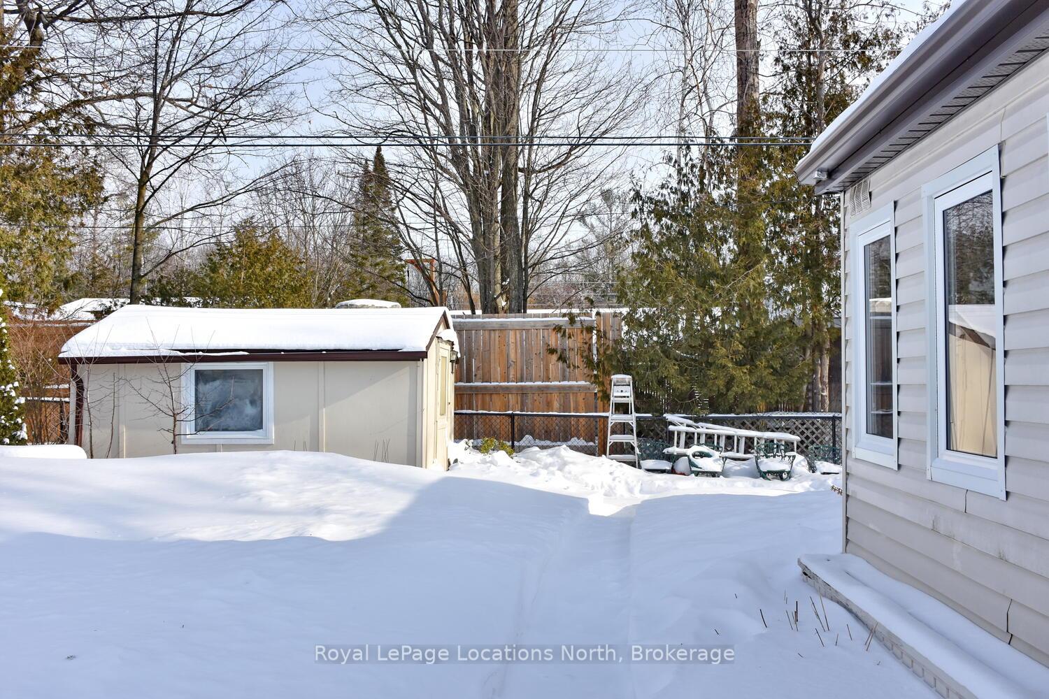 Photo 10 of 80 Georgian Glen Drive, Wasaga Beach — HOMEH