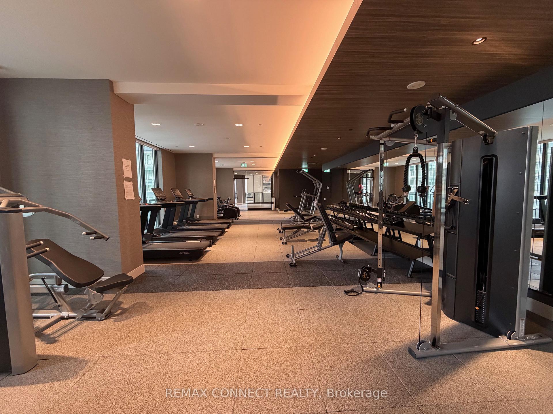 Photo 5 of Unit 1608, 65 Broadway Avenue, Toronto, Mount Pleasant West — HOMEH
