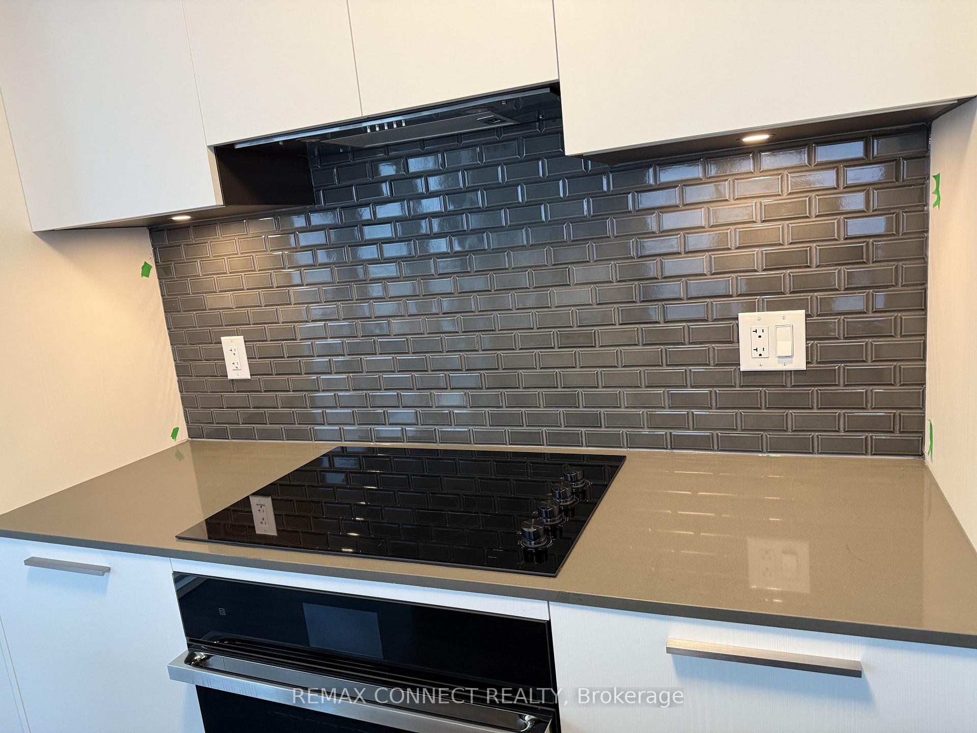 Photo 14 of Unit 1608, 65 Broadway Avenue, Toronto, Mount Pleasant West — HOMEH