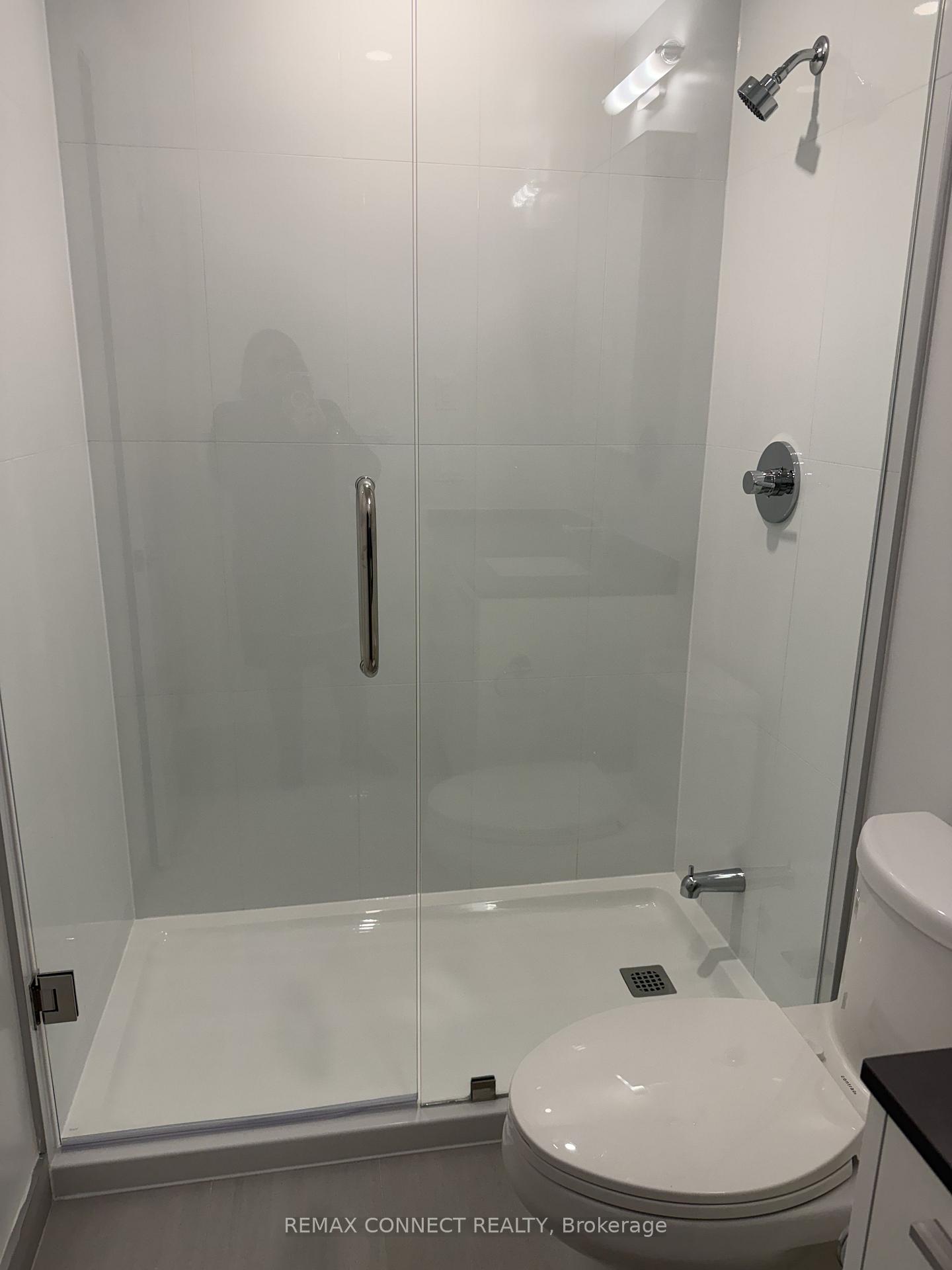 Photo 13 of Unit 1608, 65 Broadway Avenue, Toronto, Mount Pleasant West — HOMEH